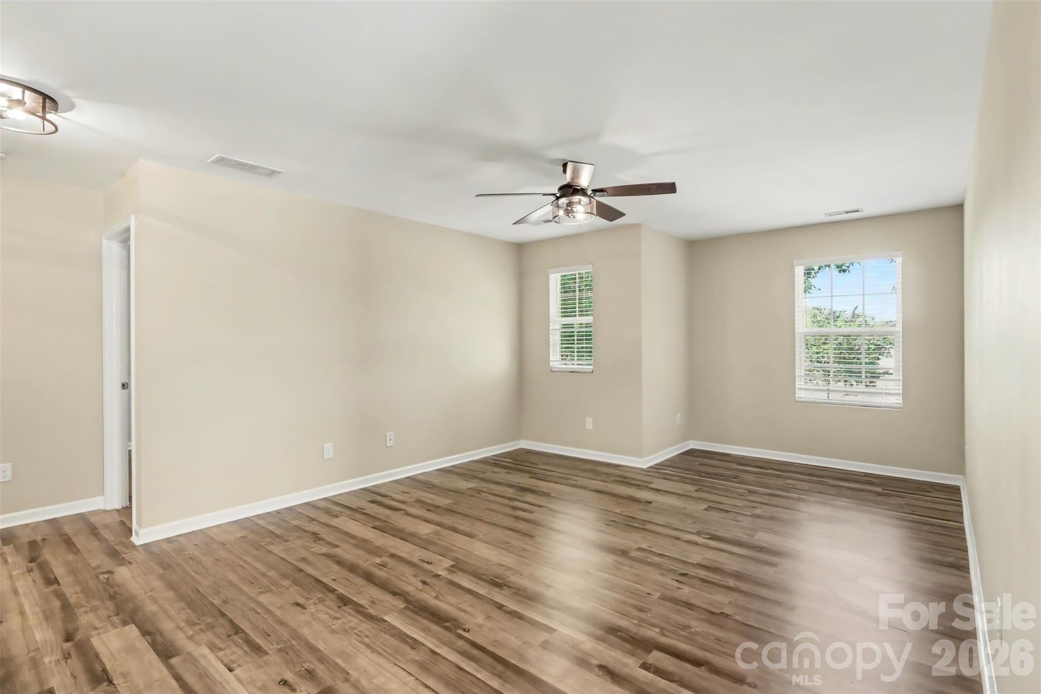6814 Barefoot Forest Drive Property Photo 20