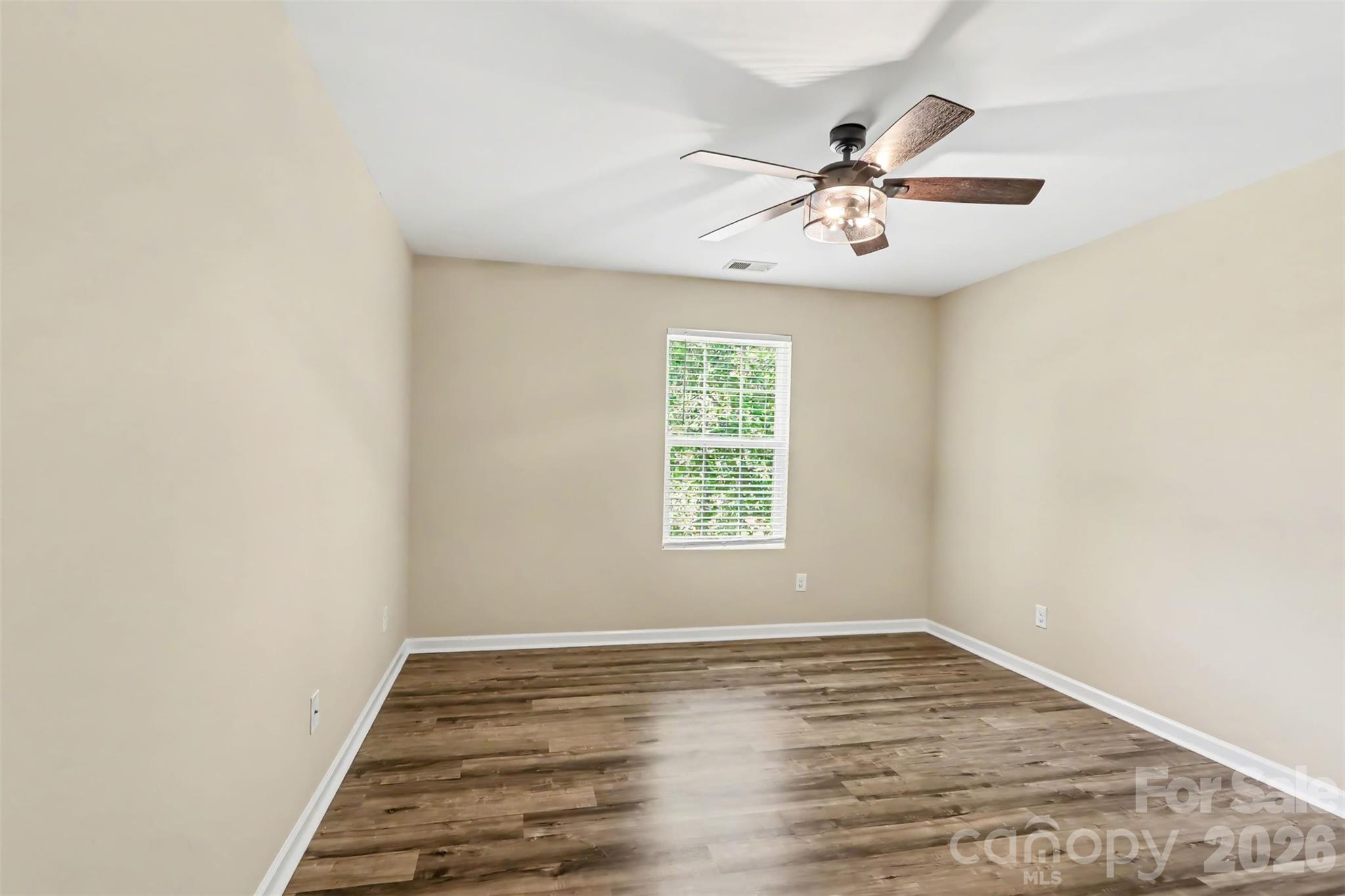6814 Barefoot Forest Drive Property Photo 22