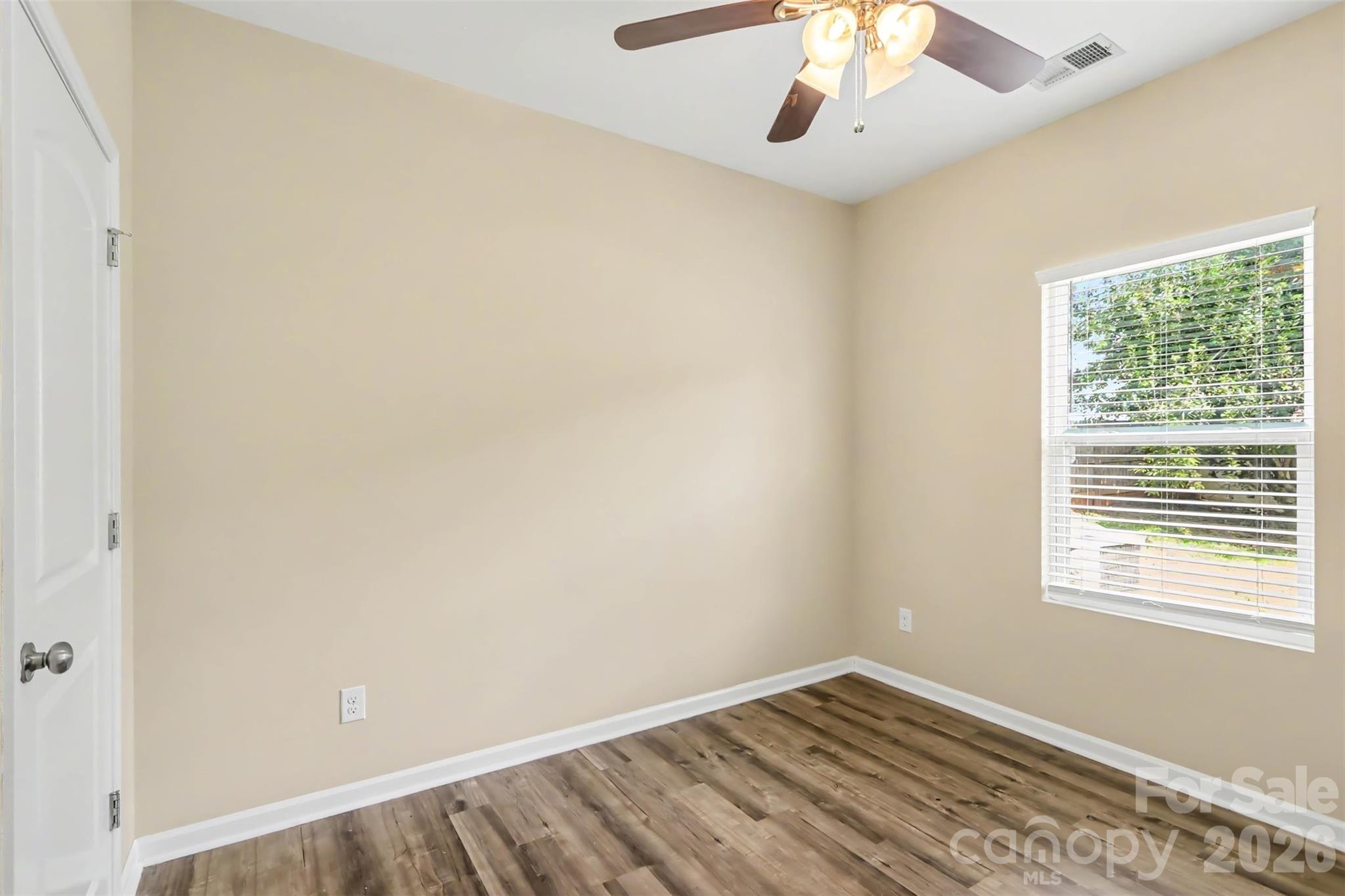 6814 Barefoot Forest Drive Property Photo 27