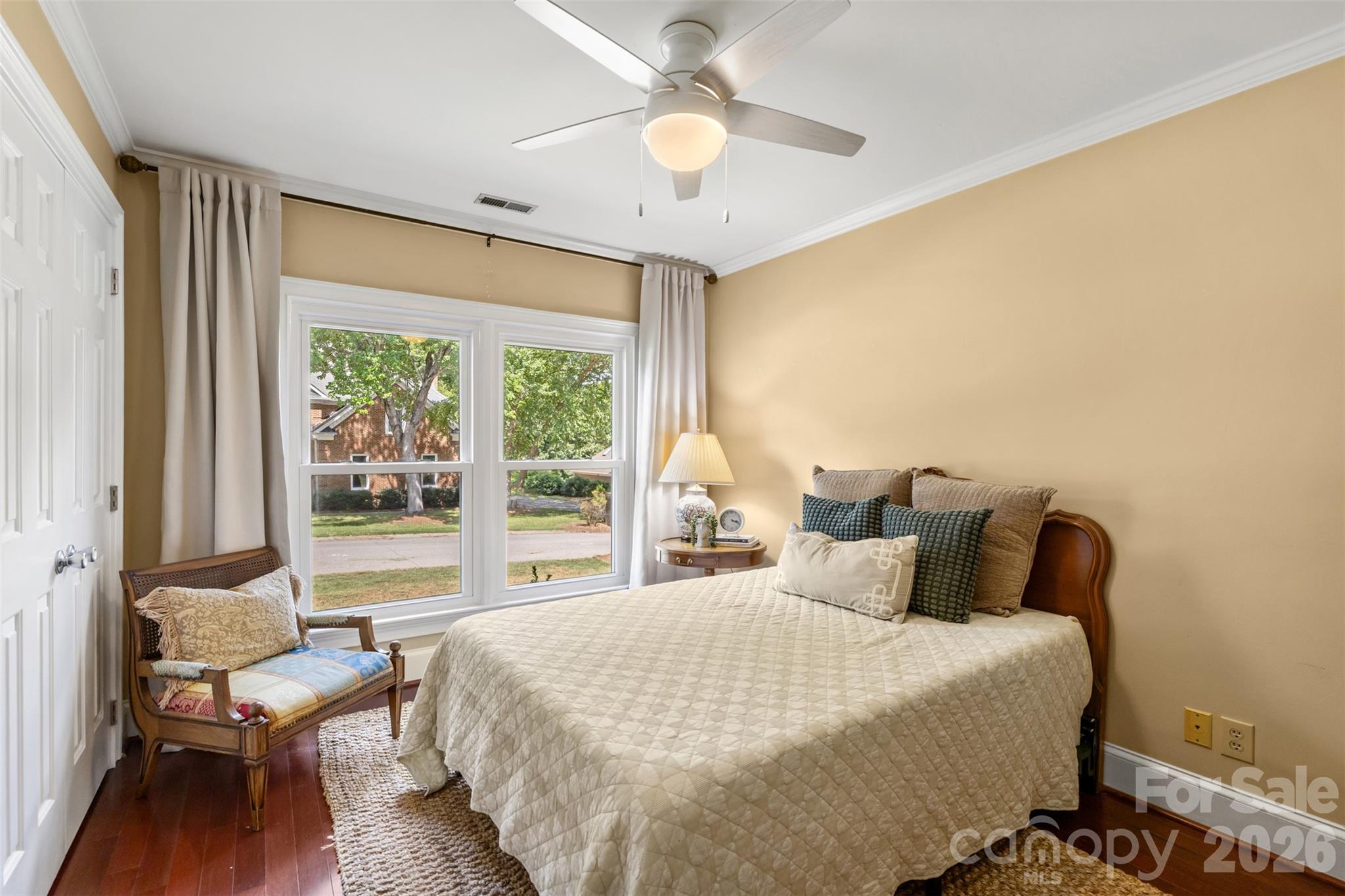 412 Shadydale Court Property Photo 17