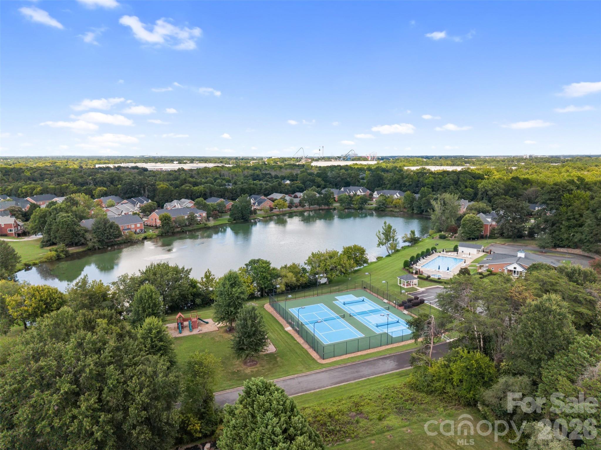 412 Shadydale Court Property Photo 39