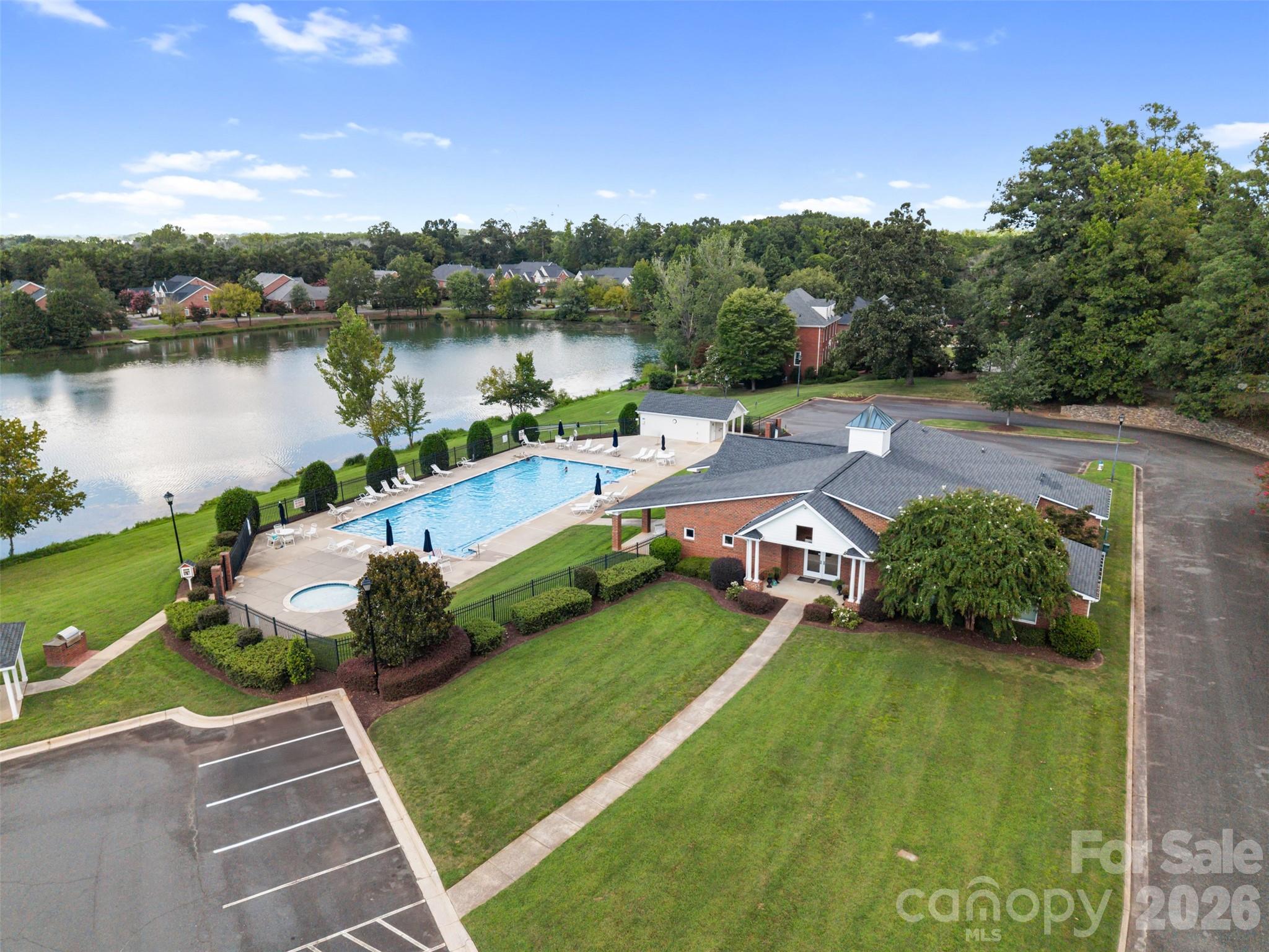 412 Shadydale Court Property Photo 40
