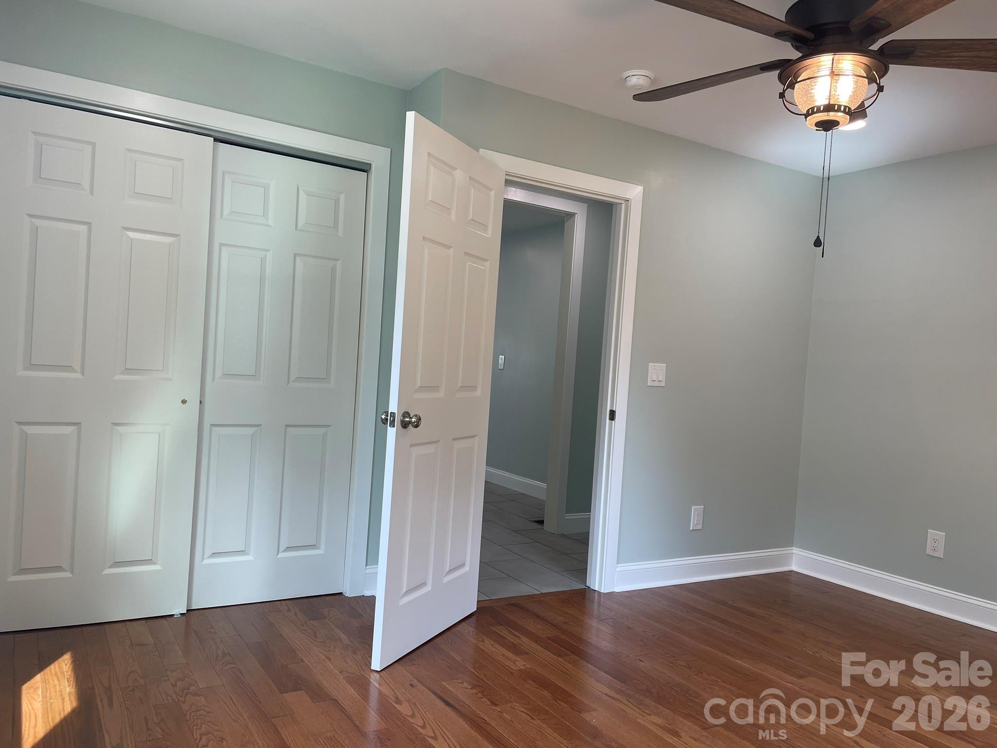 200 E White Street Property Photo 17