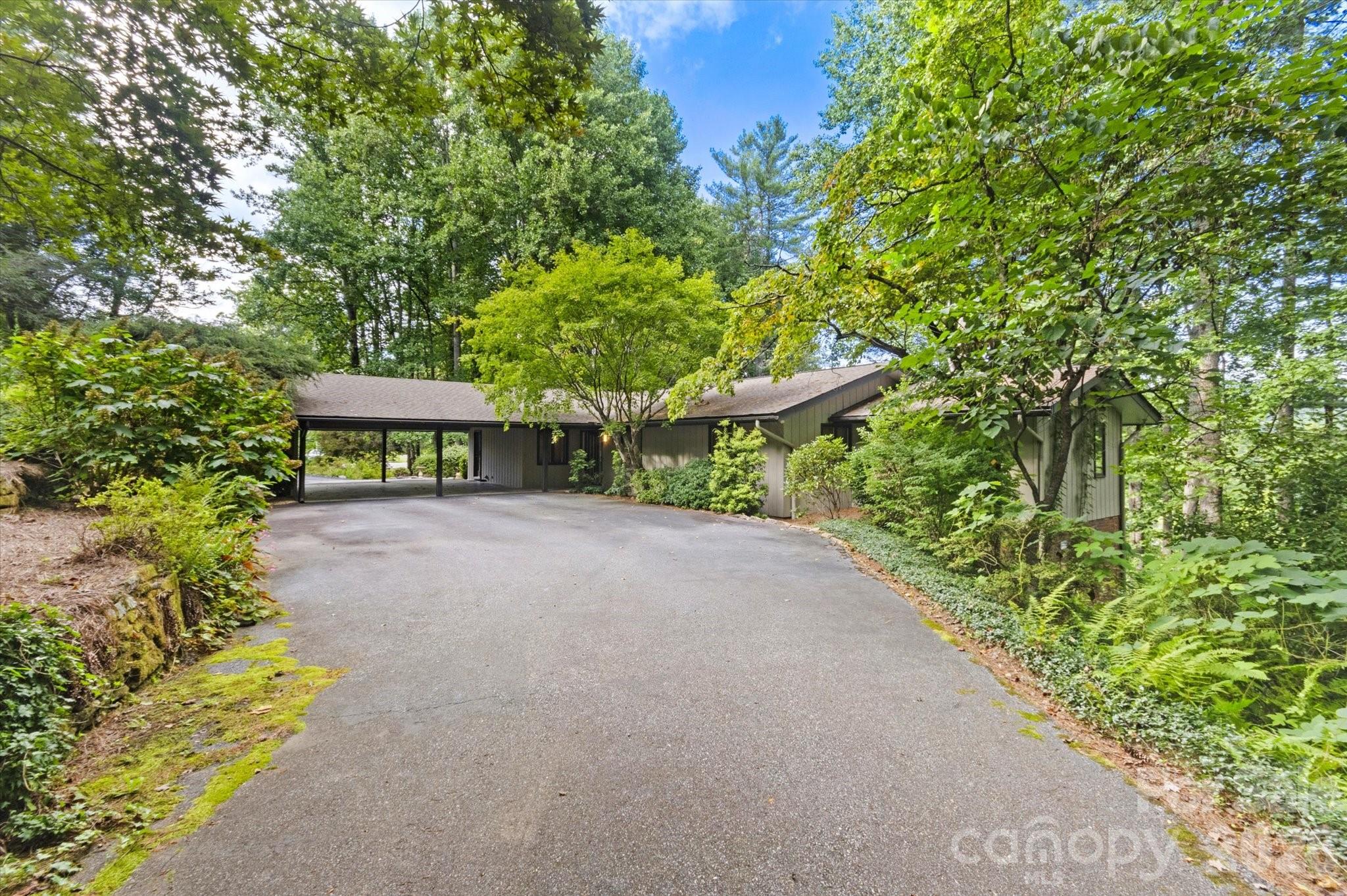 651 Glen Cannon Drive Property Photo 1