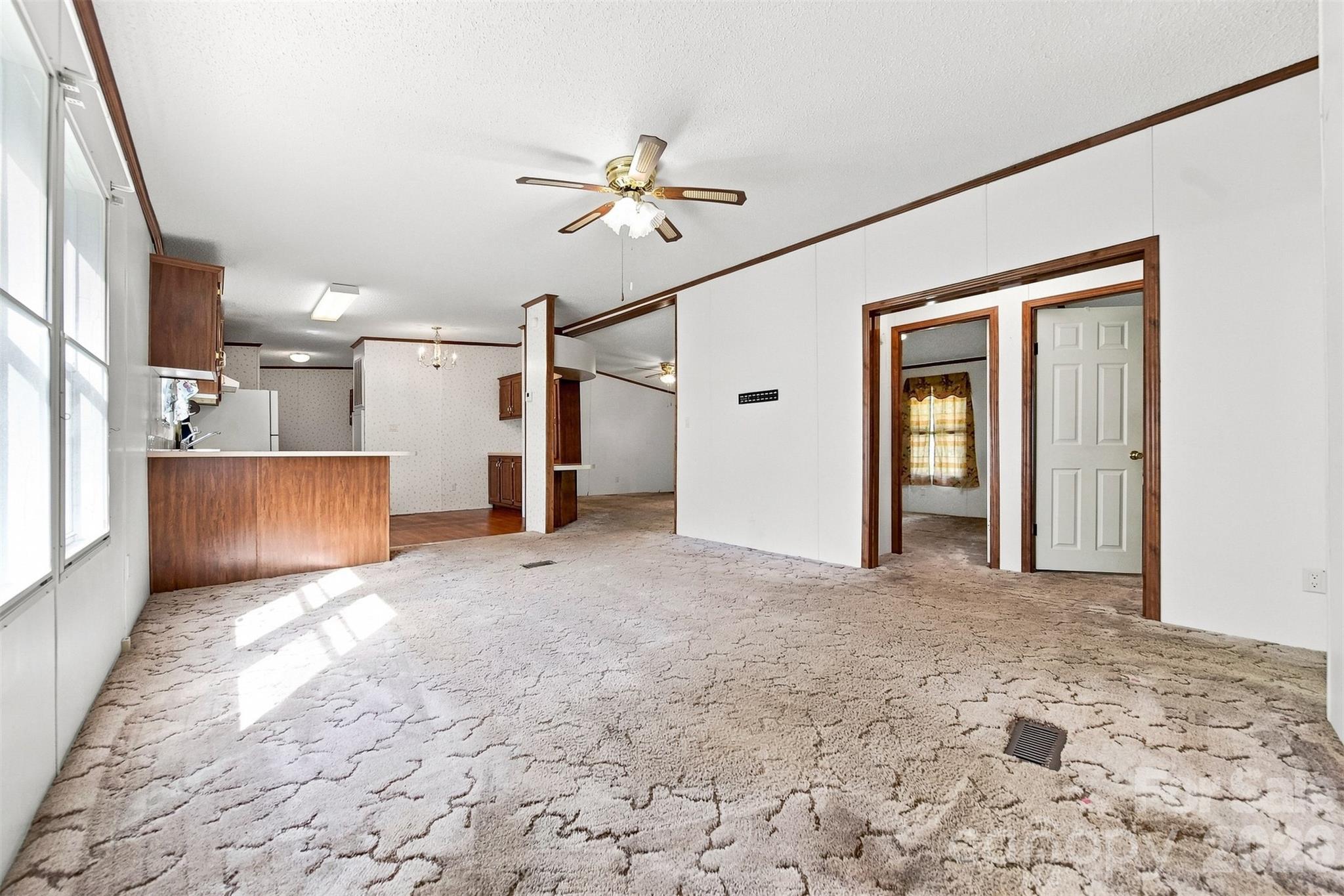 3408 Landis Lane Property Photo 9