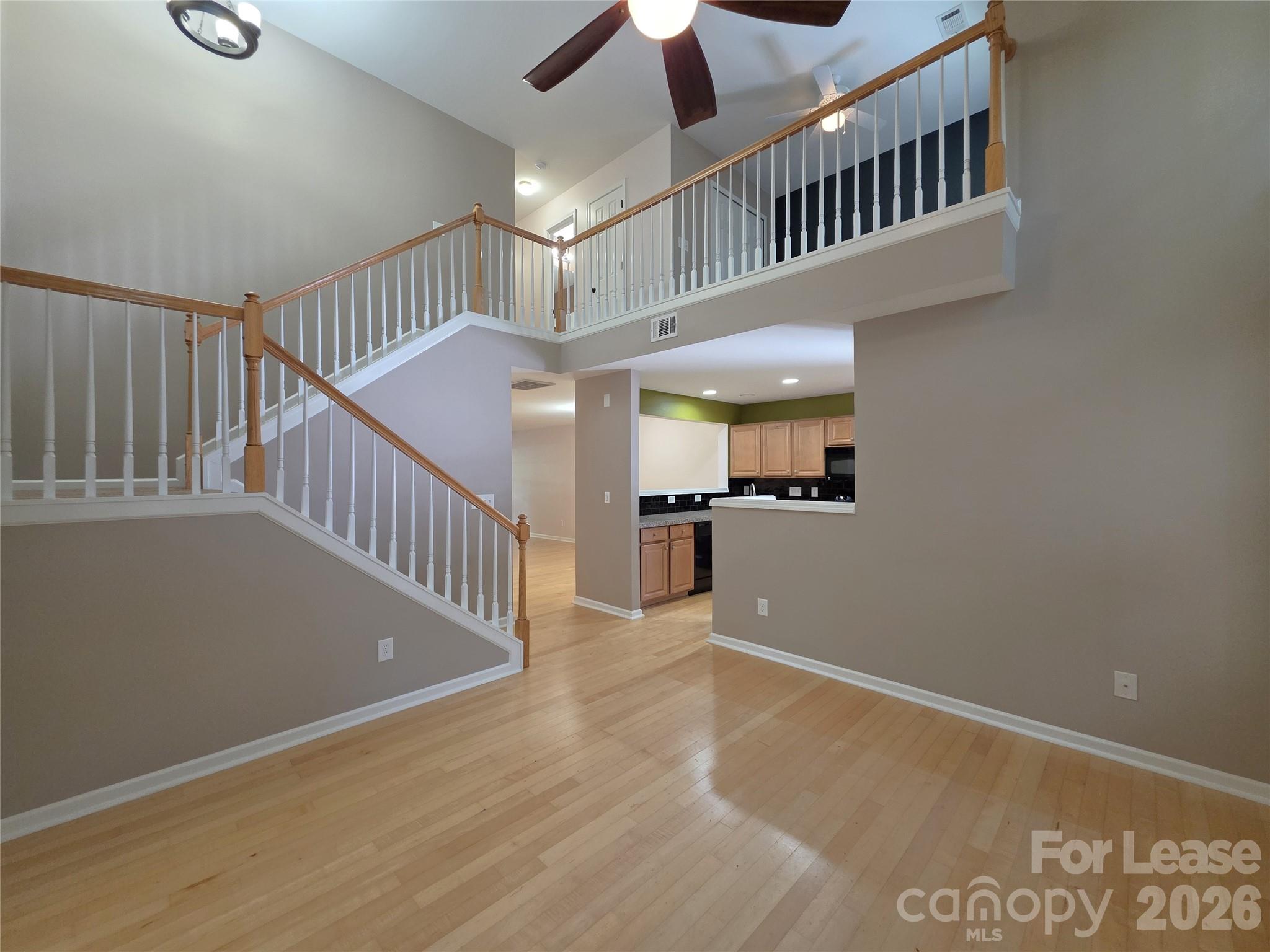 360 Tidmarsh Court Property Photo 9