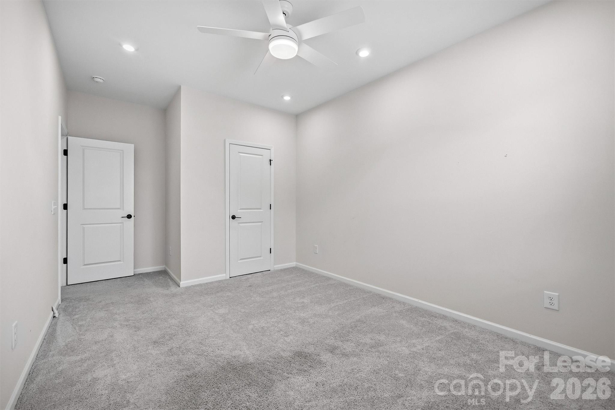 217 Brooks Springs Drive Property Photo 30