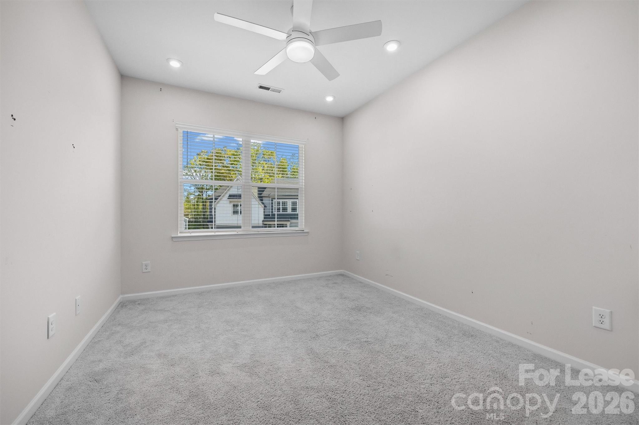 217 Brooks Springs Drive Property Photo 32