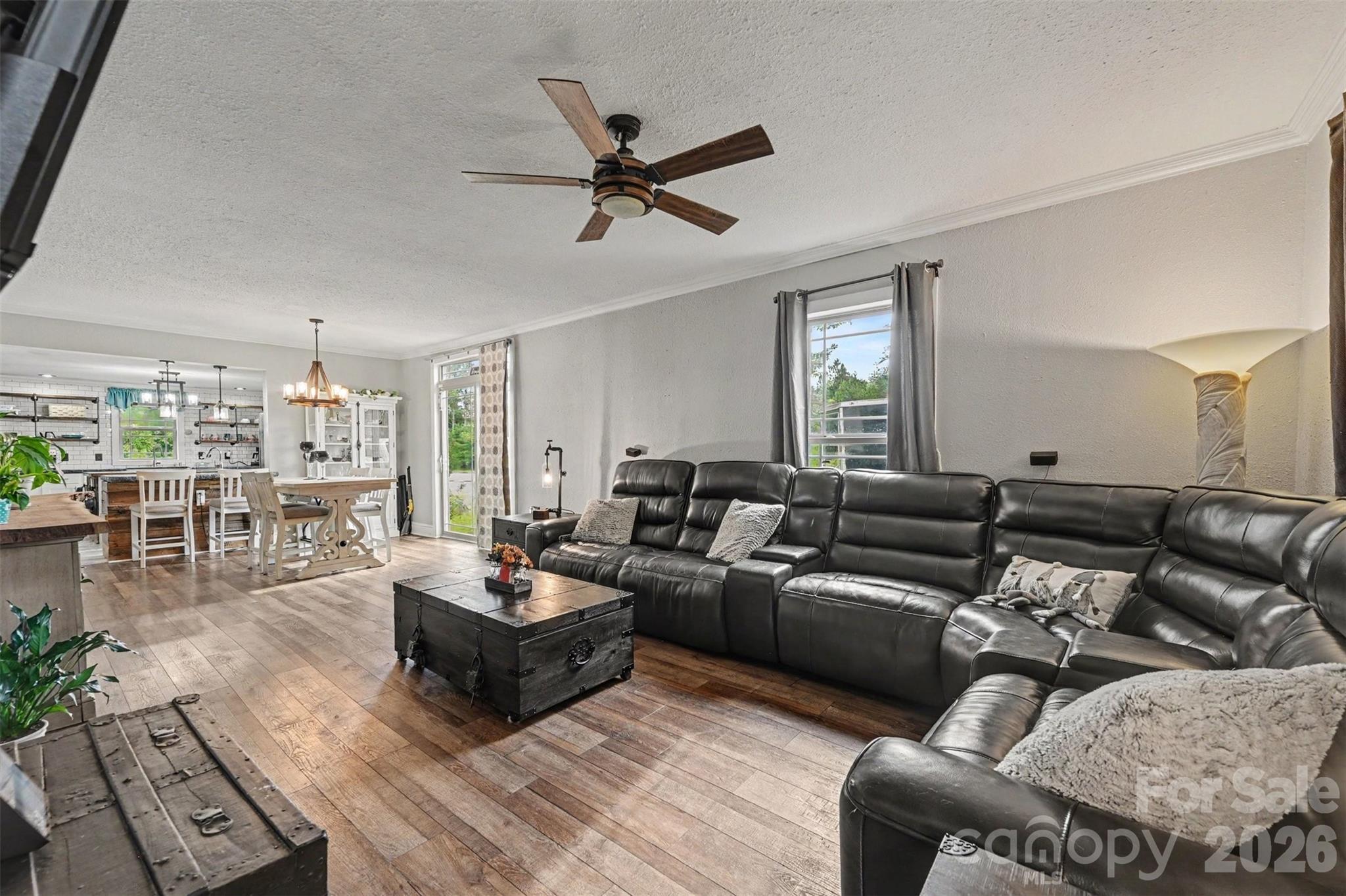 106 Guffey Road Property Photo 8