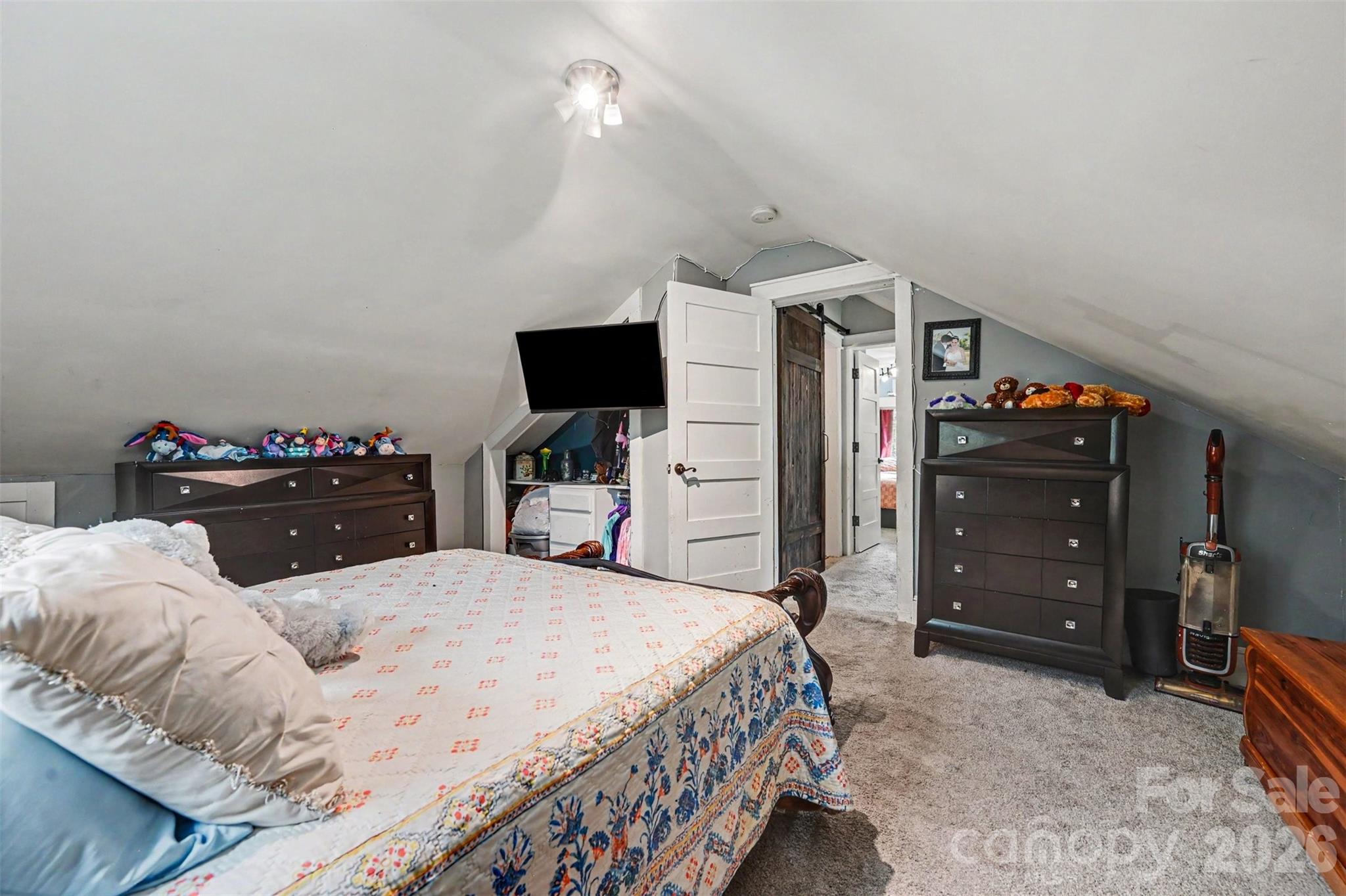 106 Guffey Road Property Photo 17
