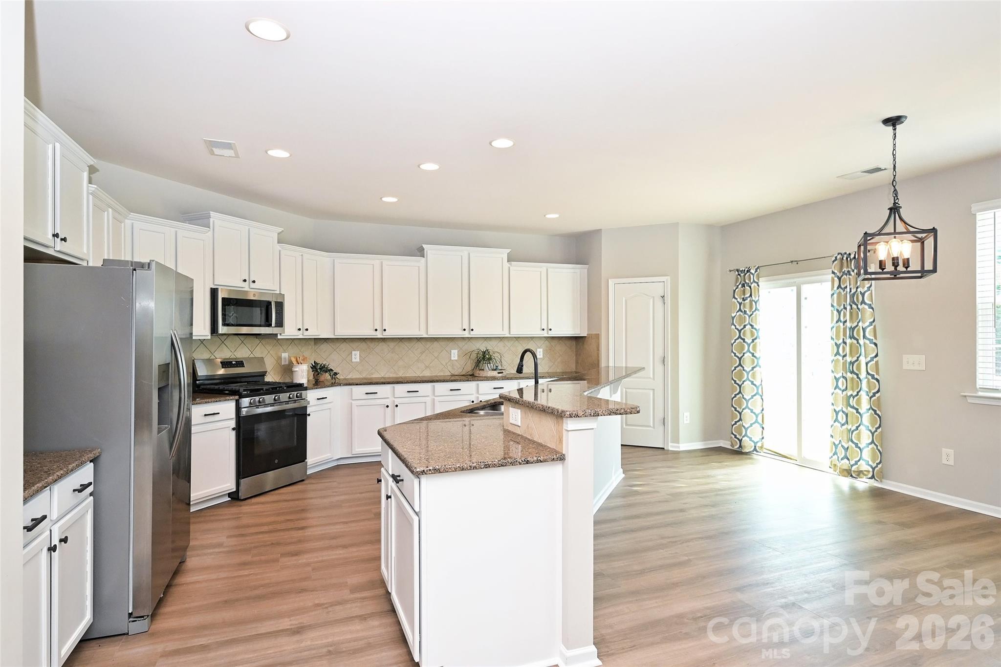 6211 Kilchurn Drive Property Photo 6
