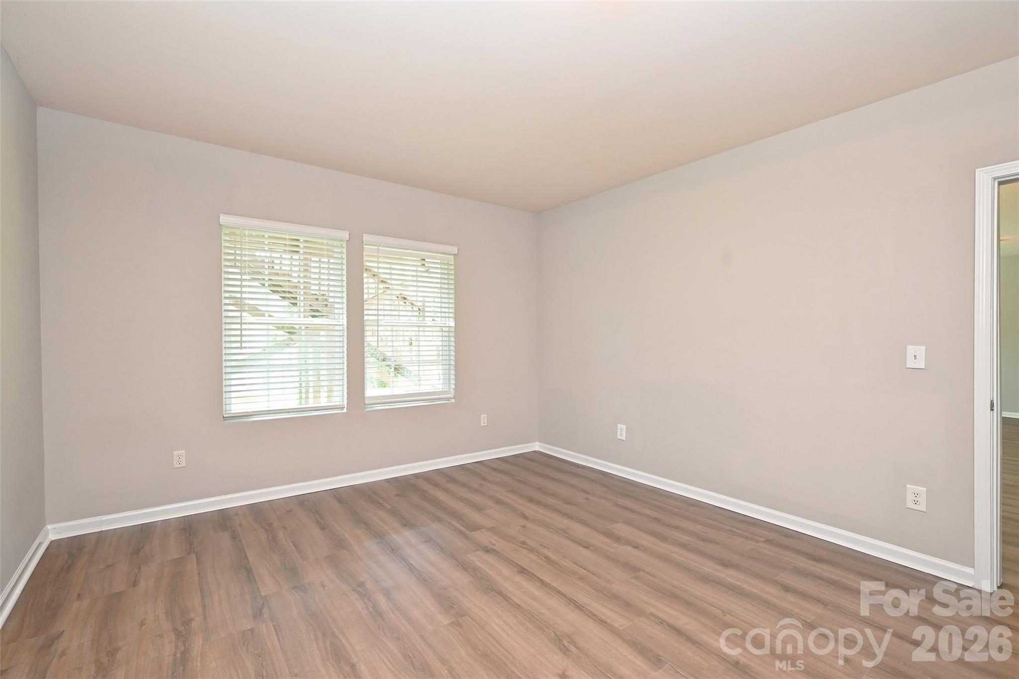 6211 Kilchurn Drive Property Photo 28