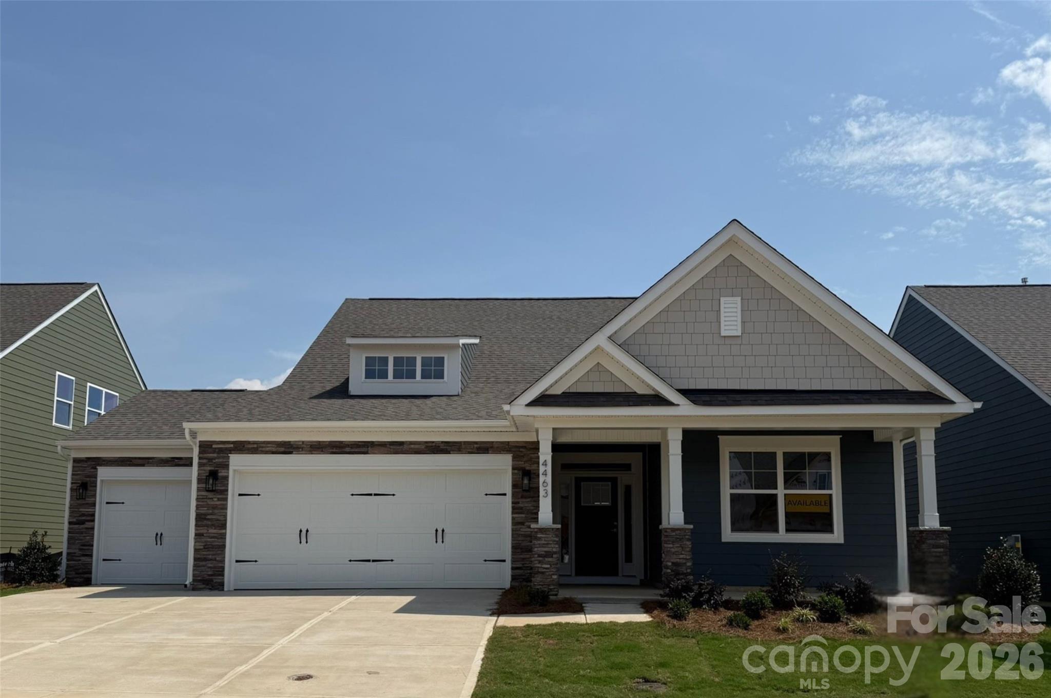 4463 Blue Mound Court Property Photo 3