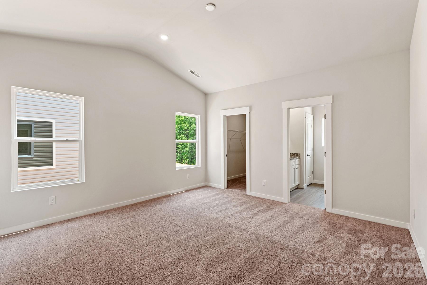 1121 Elyan Street Property Photo 8
