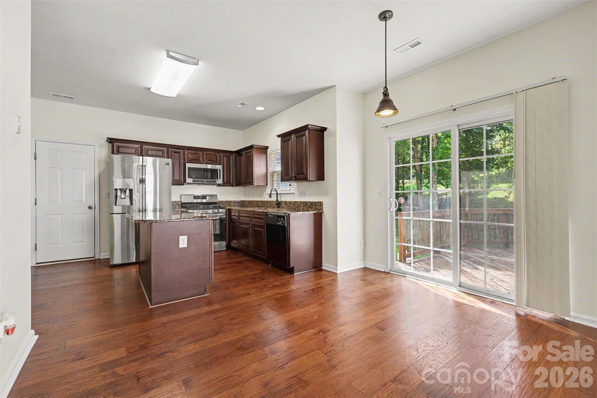 11938 Harmon Lane Property Photo 2