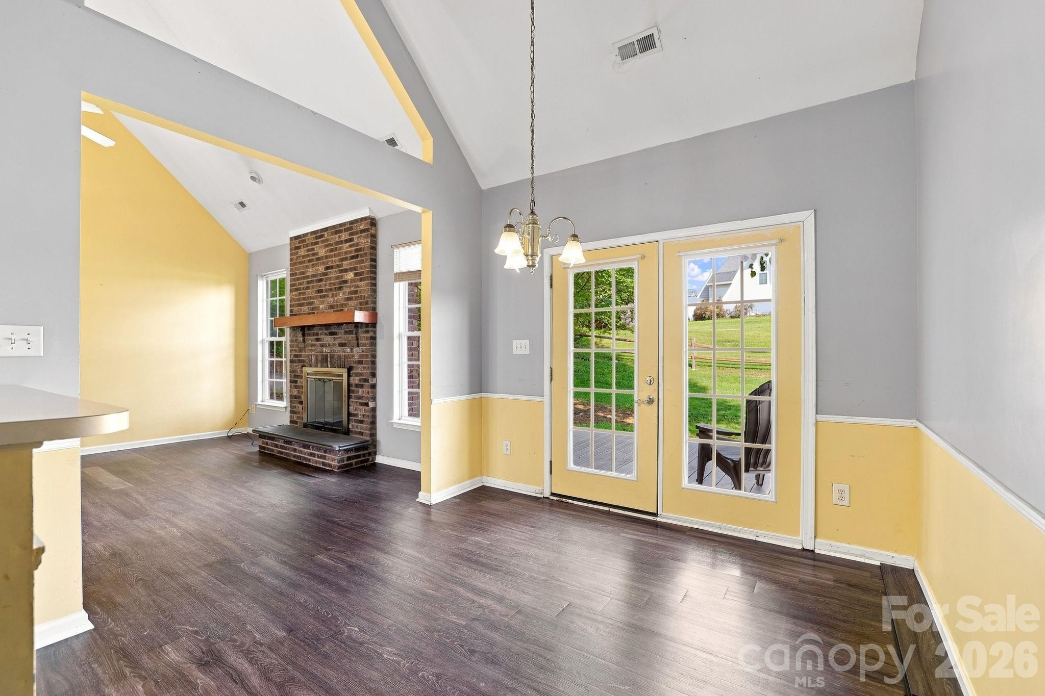 1000 Barbee Farm Drive Property Photo 11