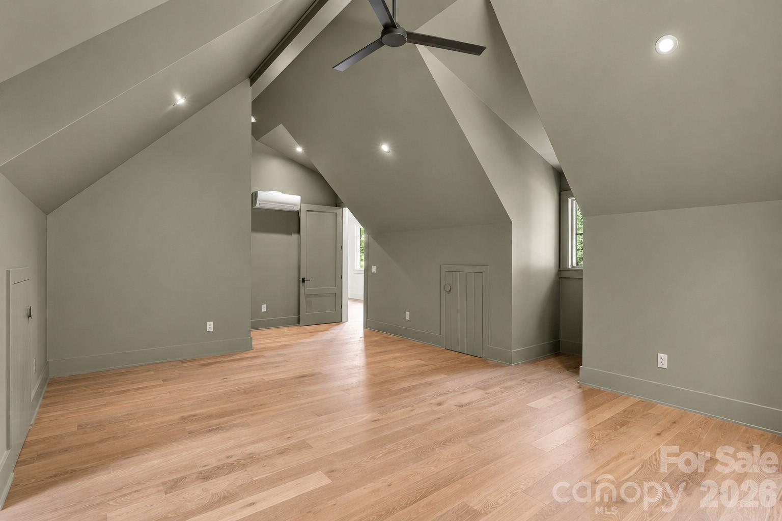 55 Settlers Cove Property Photo 39