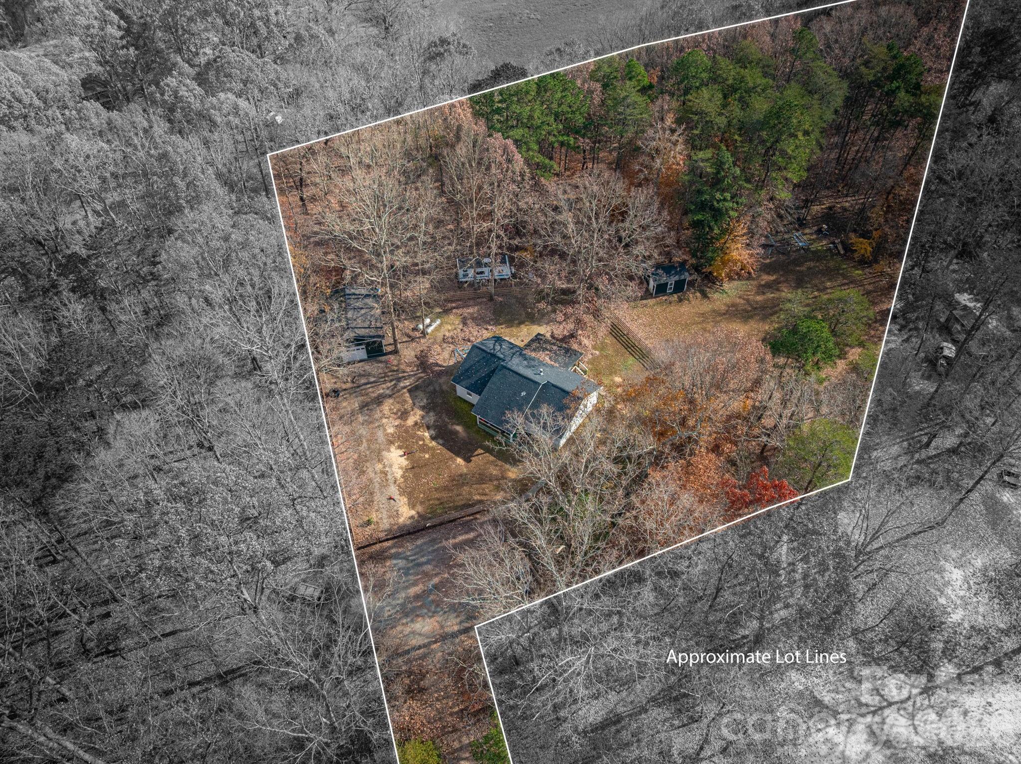 1011 Lester Trail Property Photo 3