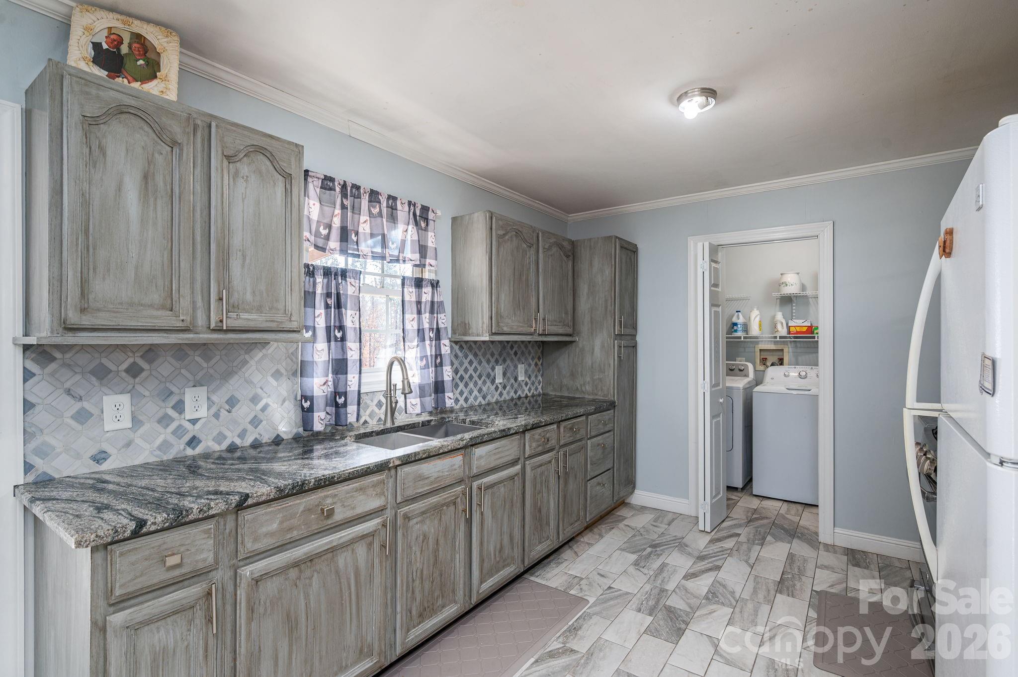 1011 Lester Trail Property Photo 14