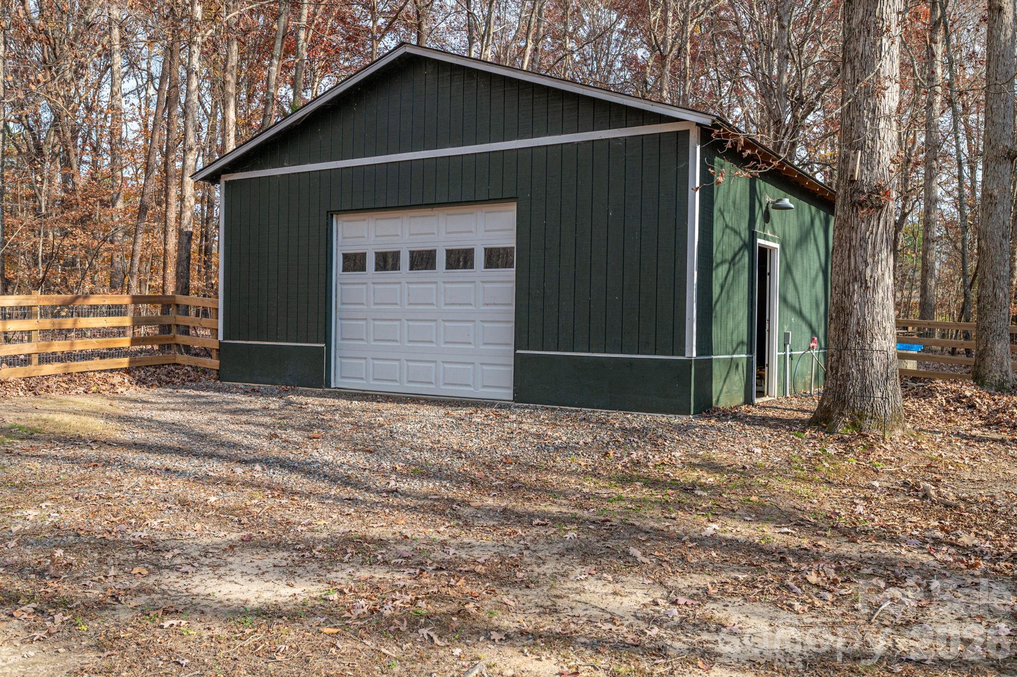 1011 Lester Trail Property Photo 25