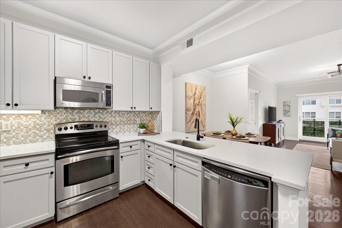 721 Governor Morrison Street 526 Property Photo 3