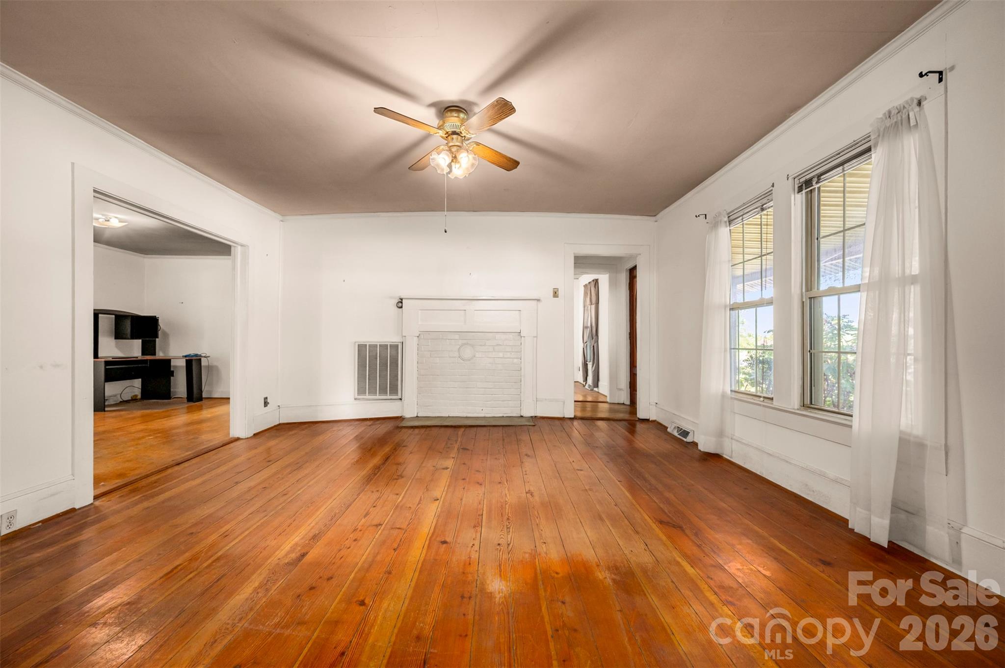 2300 Whitesides Road Property Photo 7
