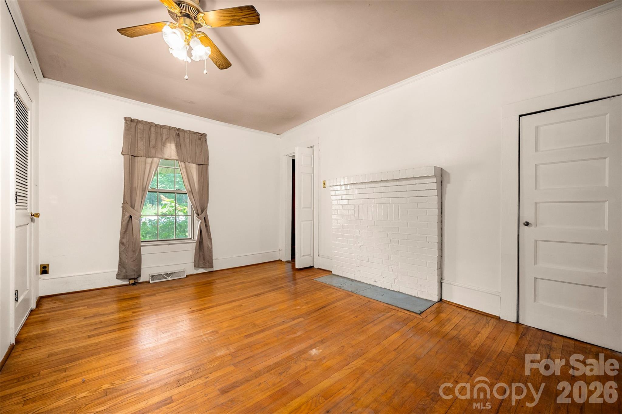 2300 Whitesides Road Property Photo 17