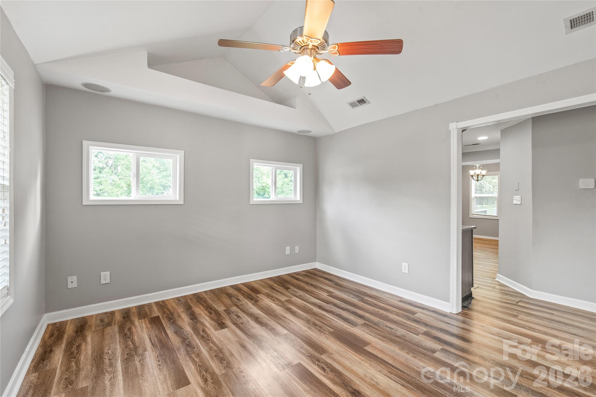 712 Cauthen Street Property Photo 5
