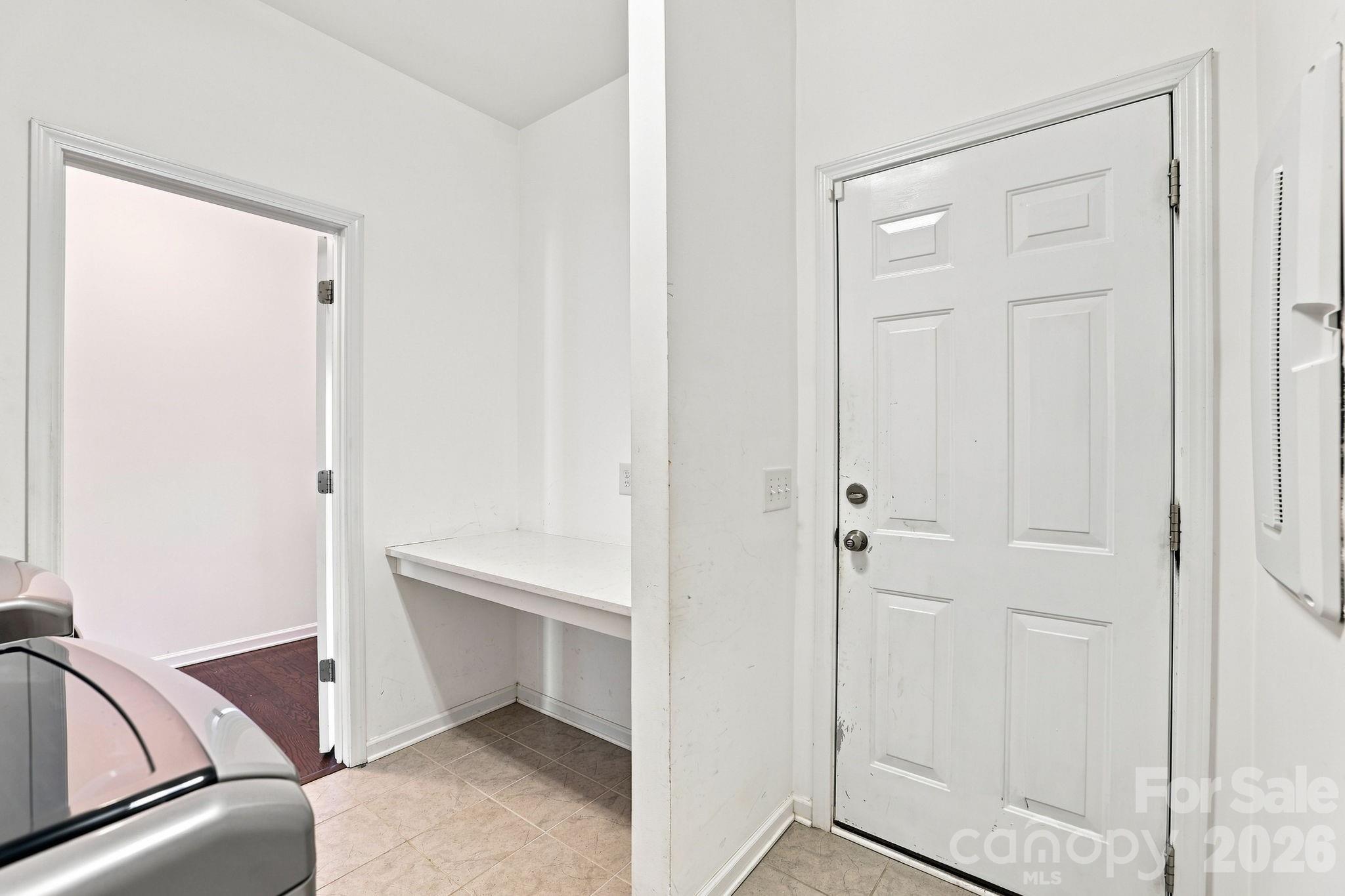 4247 Merrivale Drive Property Photo 10
