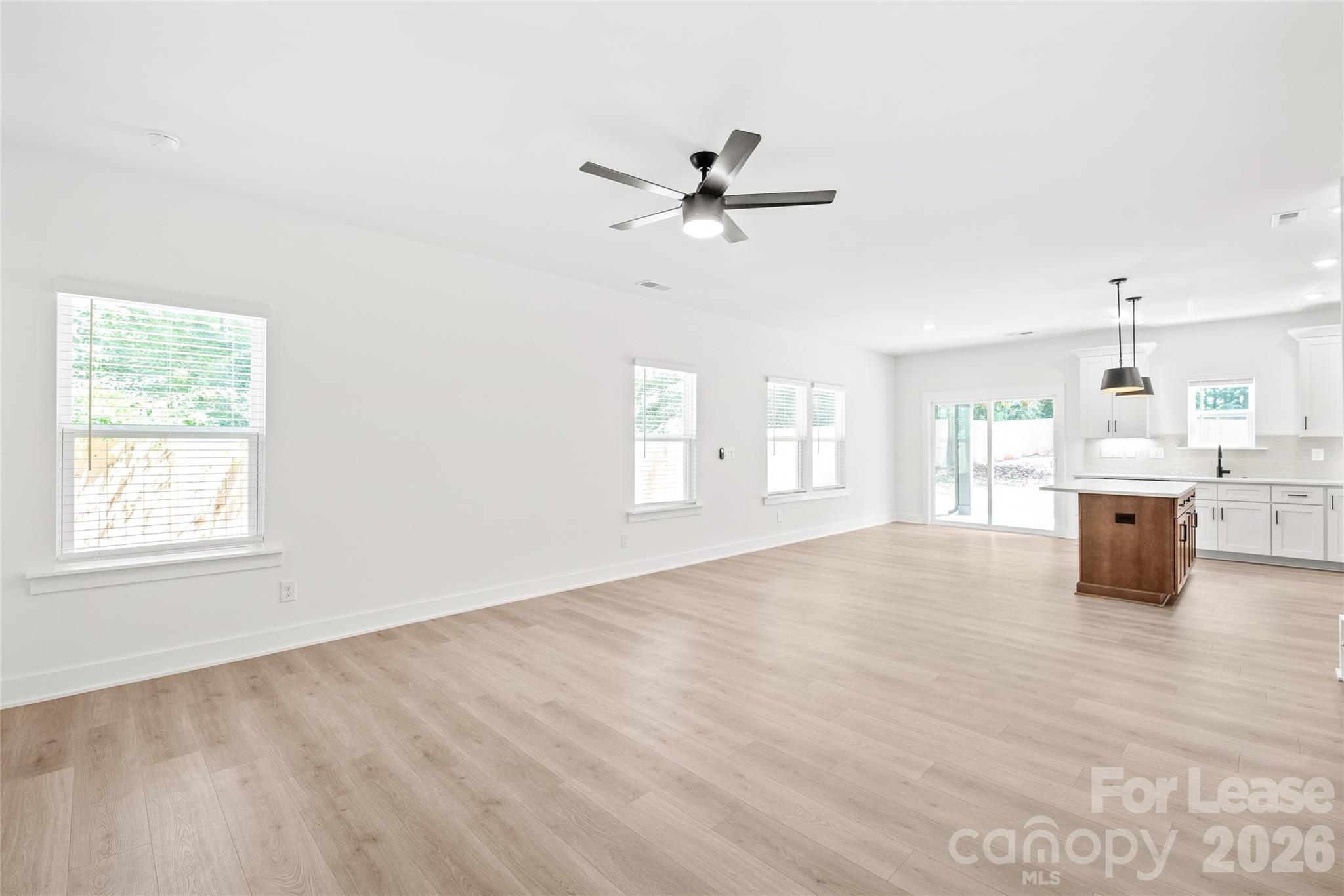 2007 Wilson Avenue Property Photo 6