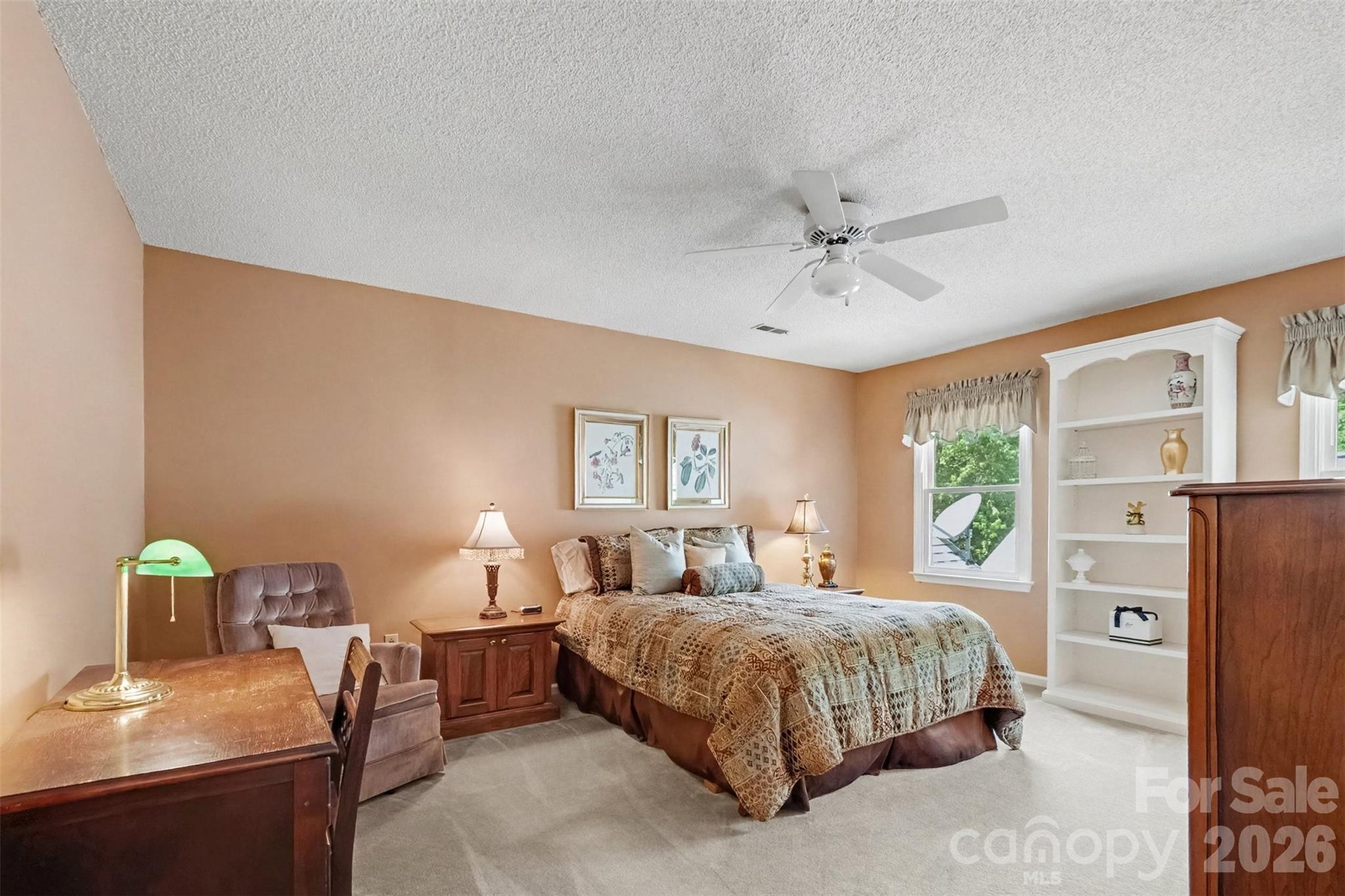 8741 Fieldgate Drive Property Photo 5