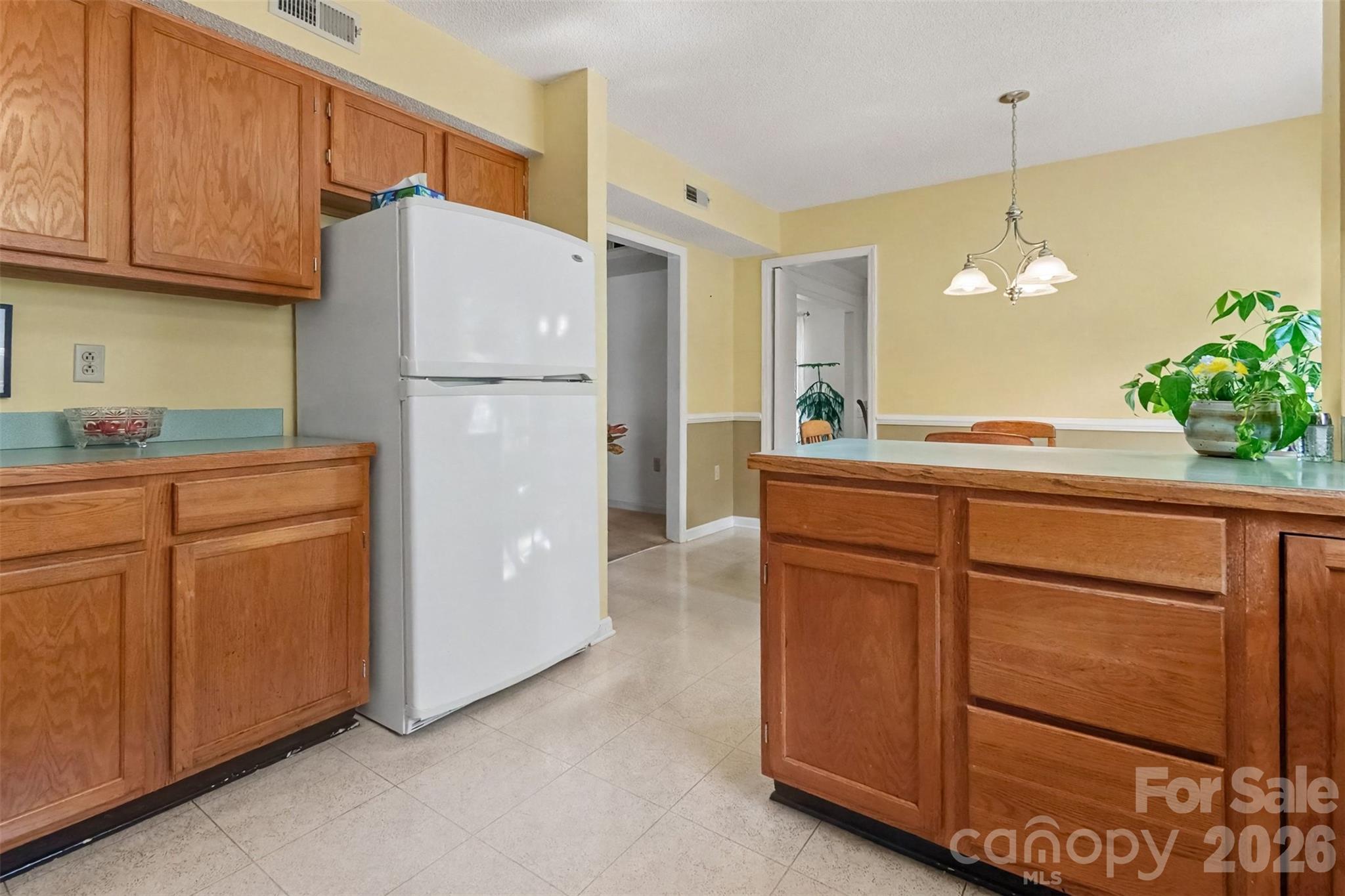 8741 Fieldgate Drive Property Photo 12