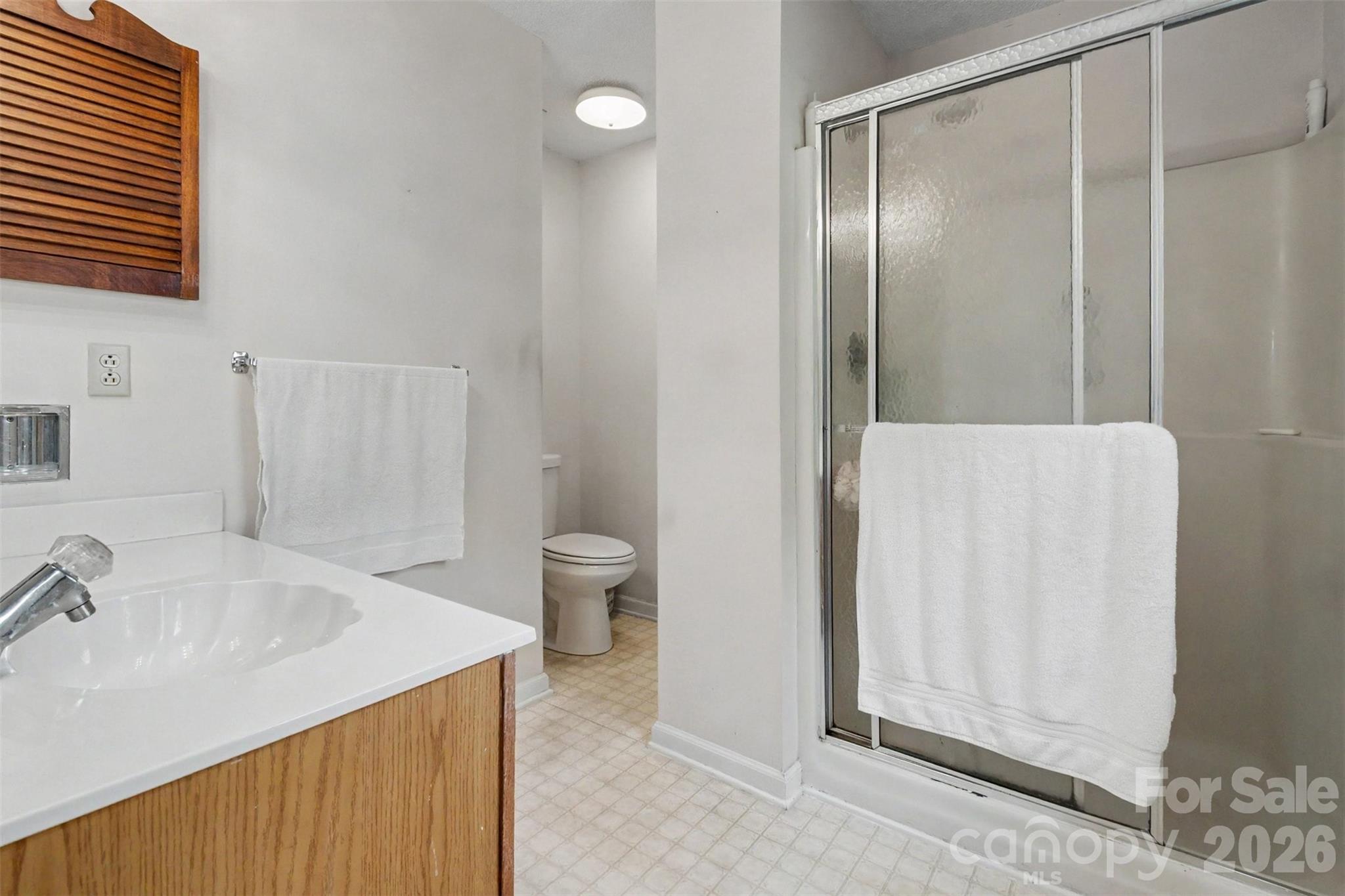 8741 Fieldgate Drive Property Photo 16