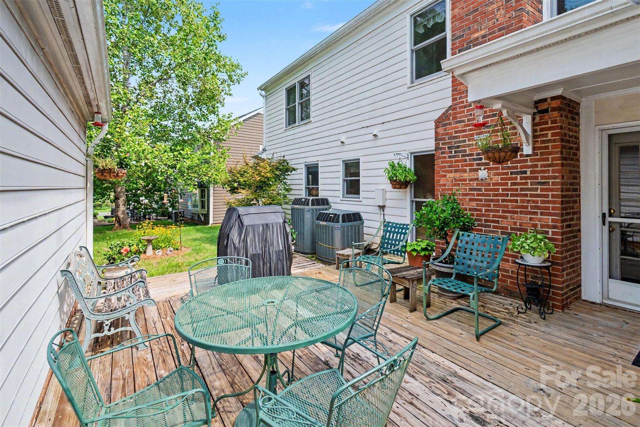 8741 Fieldgate Drive Property Photo 22