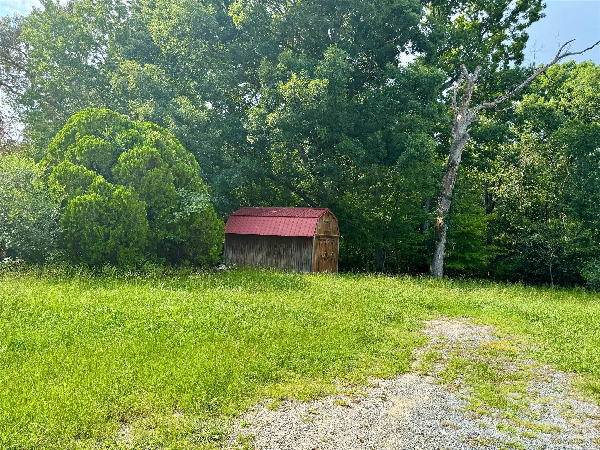 430 Russell Road Property Photo 2