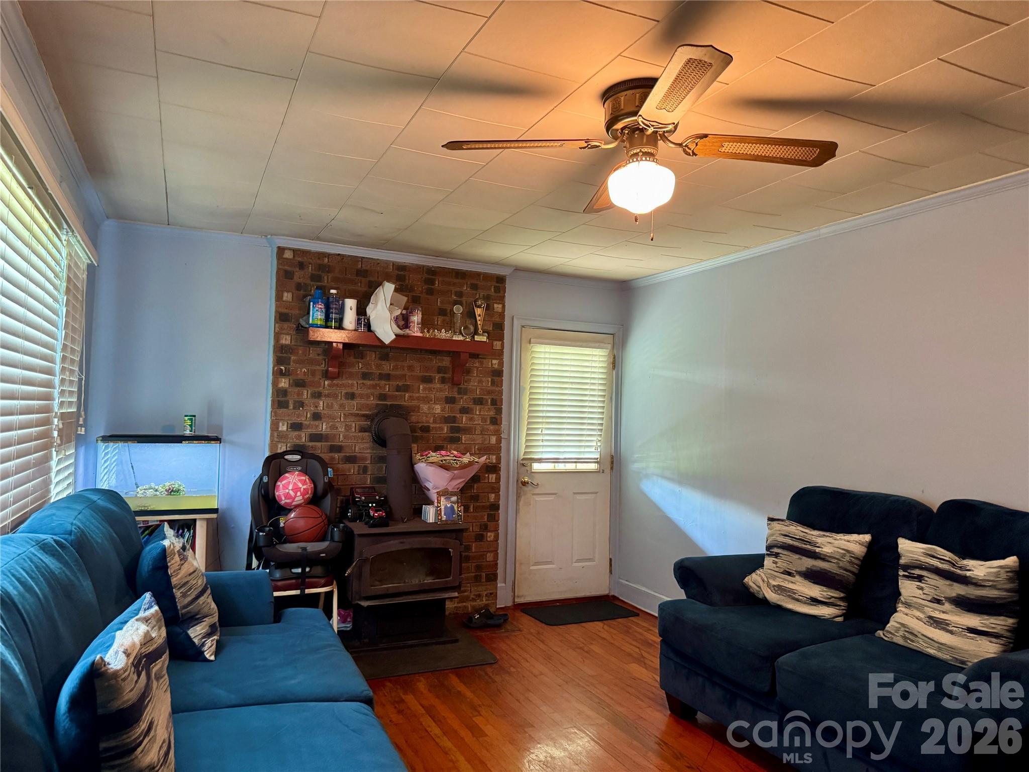 430 Russell Road Property Photo 5