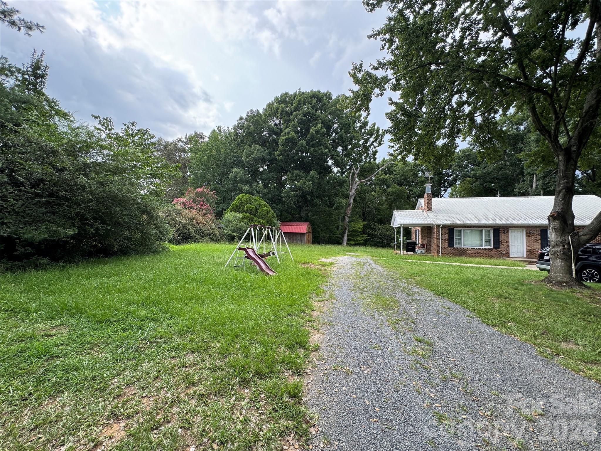 430 Russell Road Property Photo 24