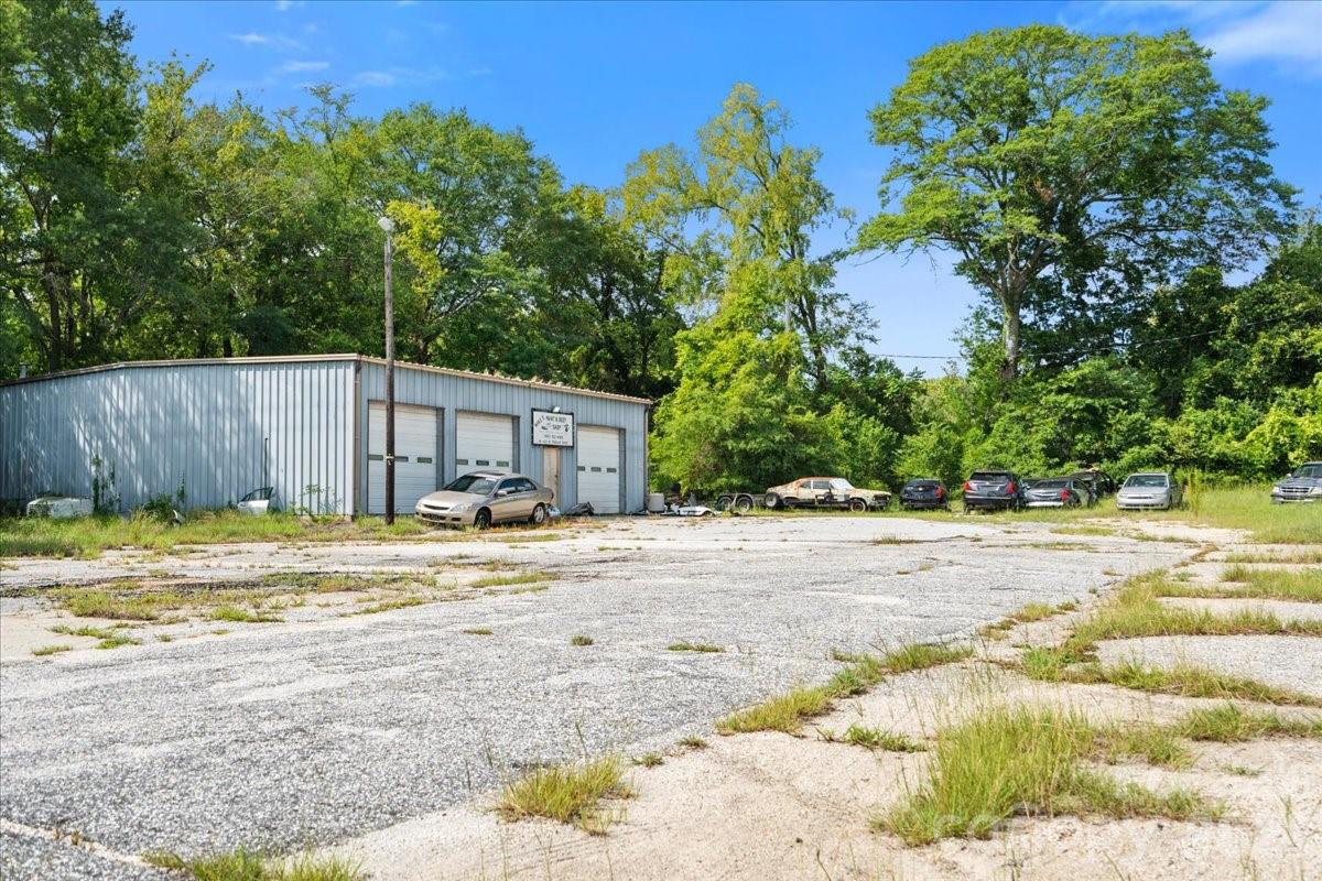 319 2nd Street Property Photo 7
