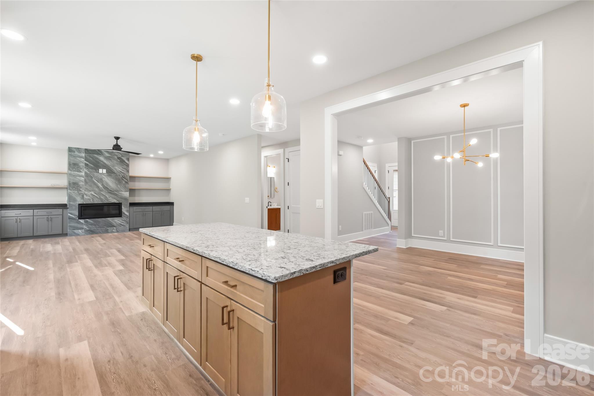 3905 Plainview Road Property Photo 12