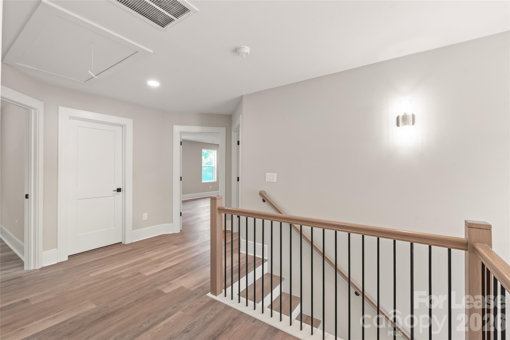 3905 Plainview Road Property Photo 24