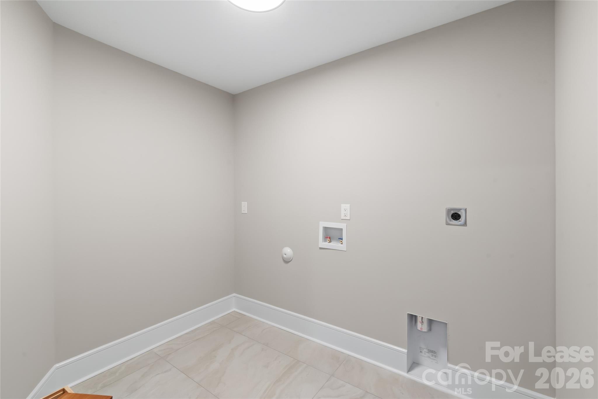 3905 Plainview Road Property Photo 43