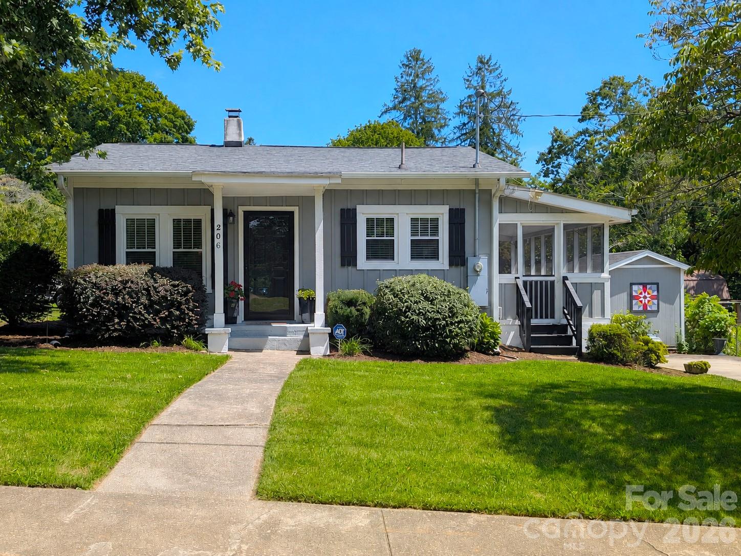 206 Kerlee Heights Road Property Photo 1