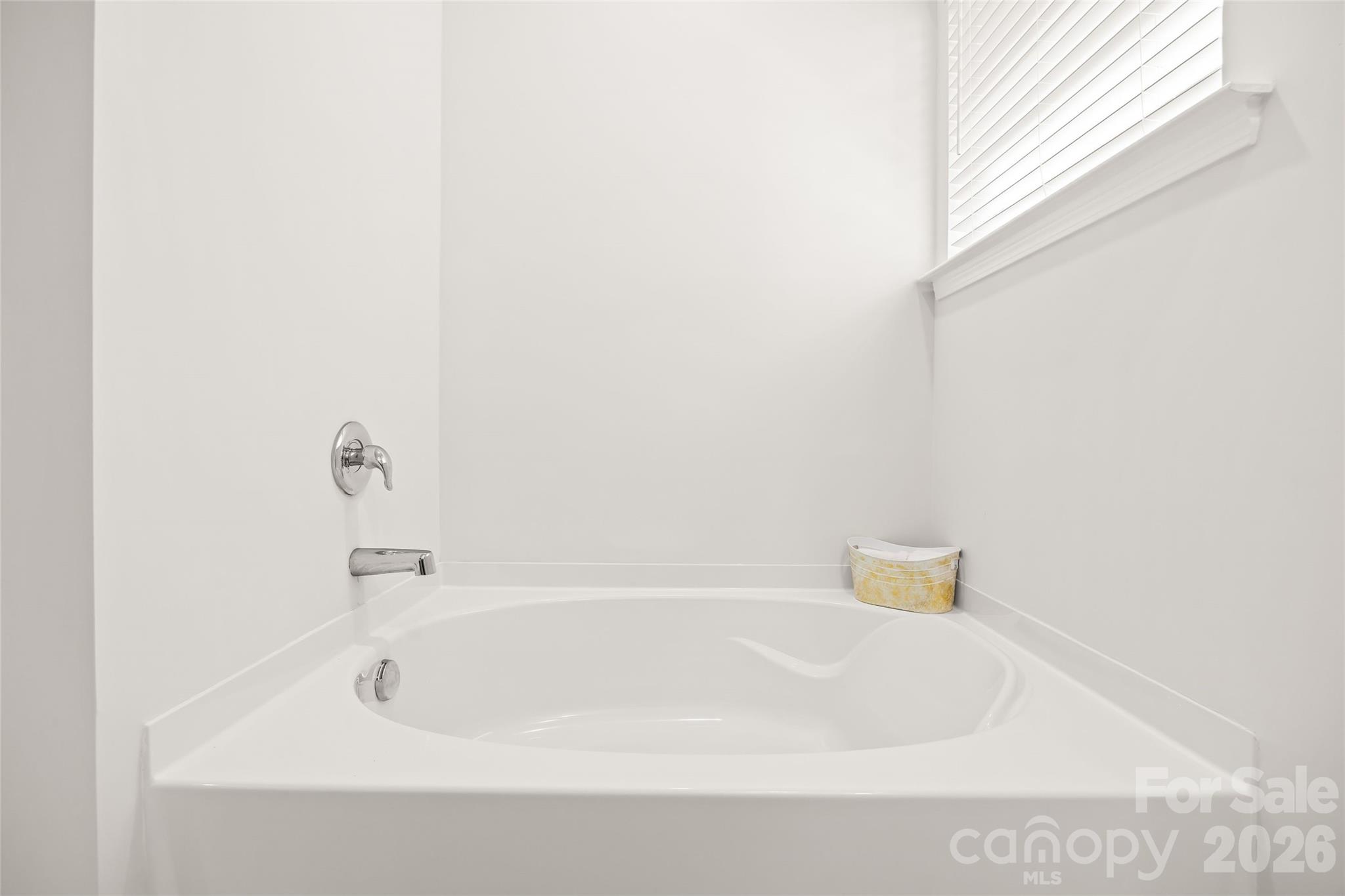 2128 Vanderlyn Street Property Photo 12
