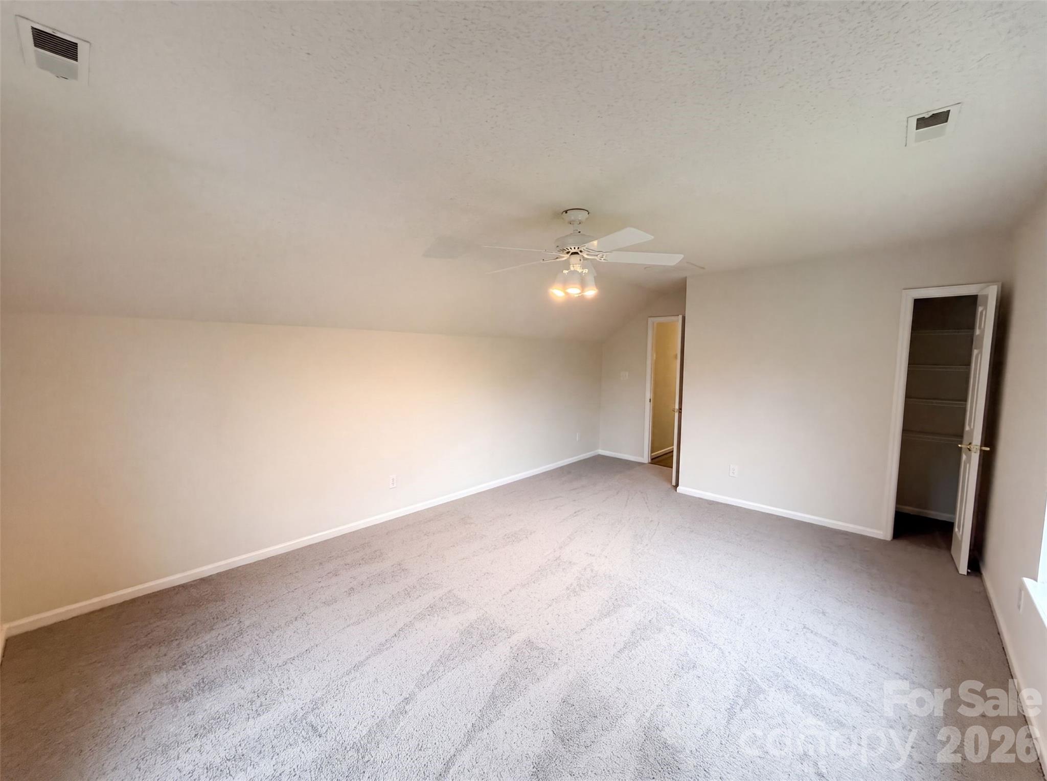3737 Winterberry Court Property Photo 13