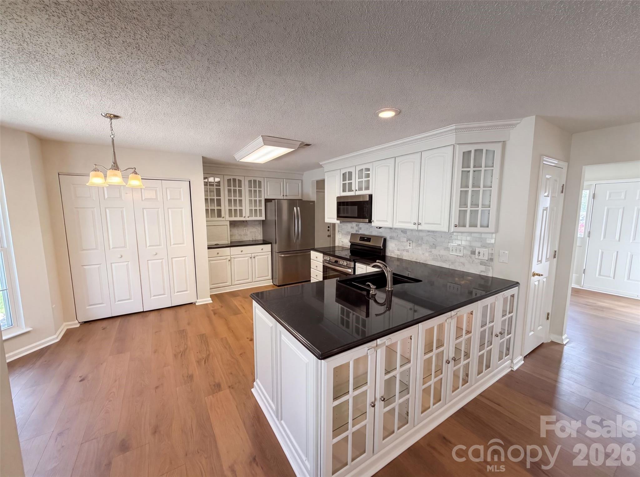 3737 Winterberry Court Property Photo 28