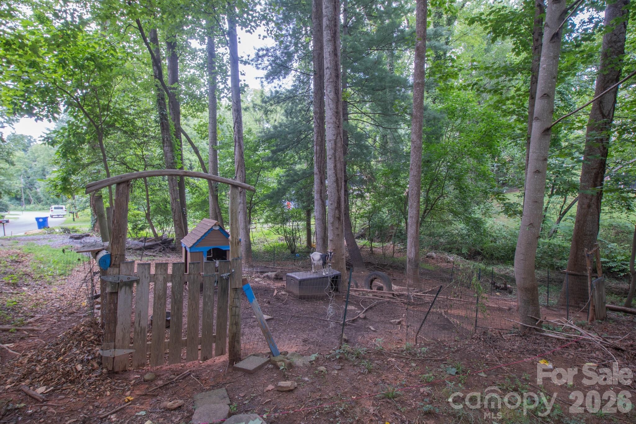 99999 Rumbough Place Property Photo 8