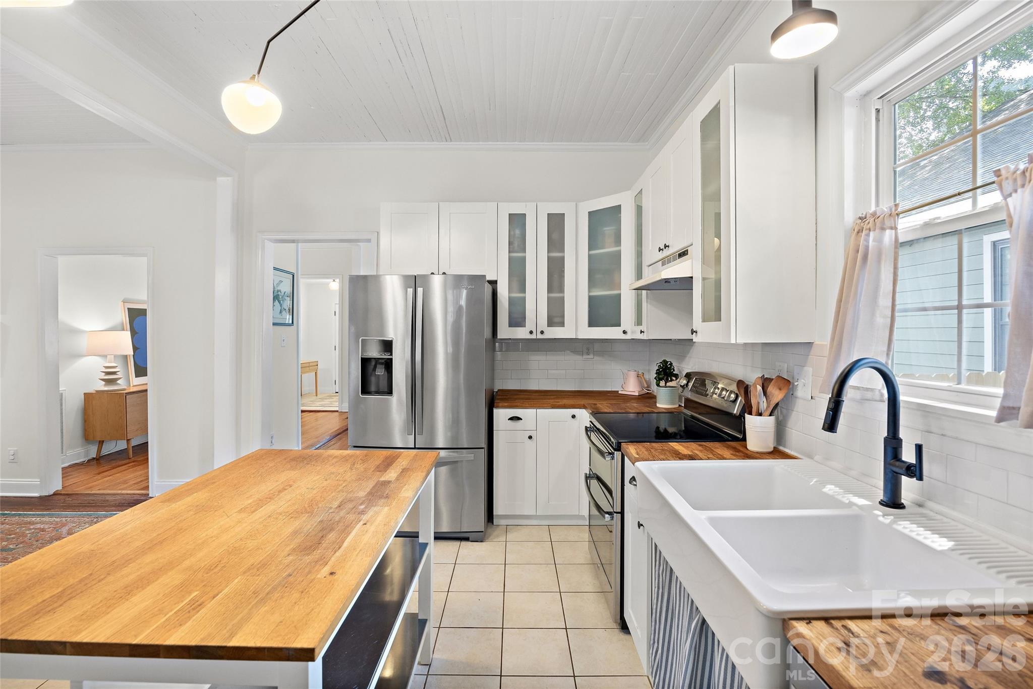 1905 Parson Street Property Photo 17