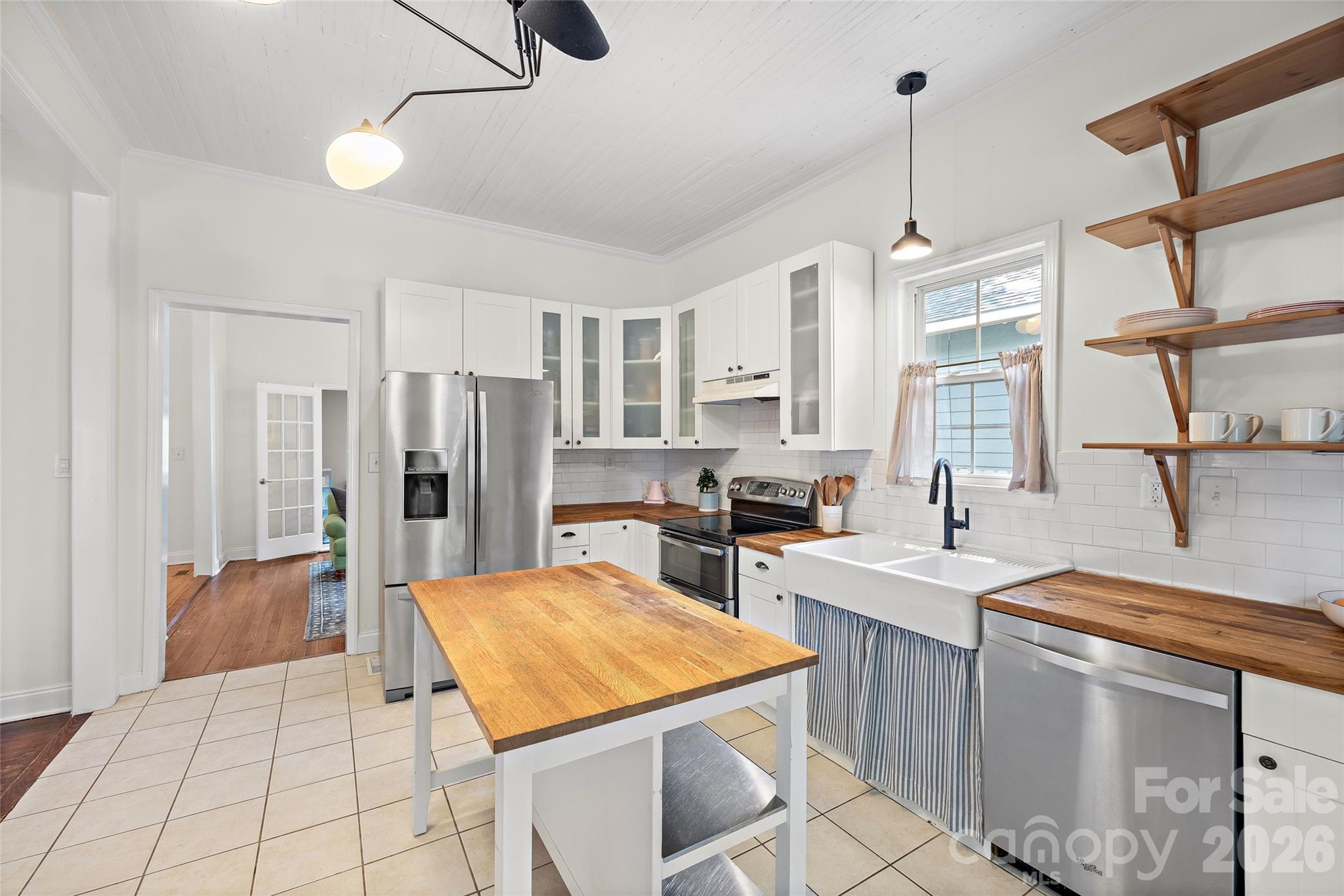 1905 Parson Street Property Photo 18