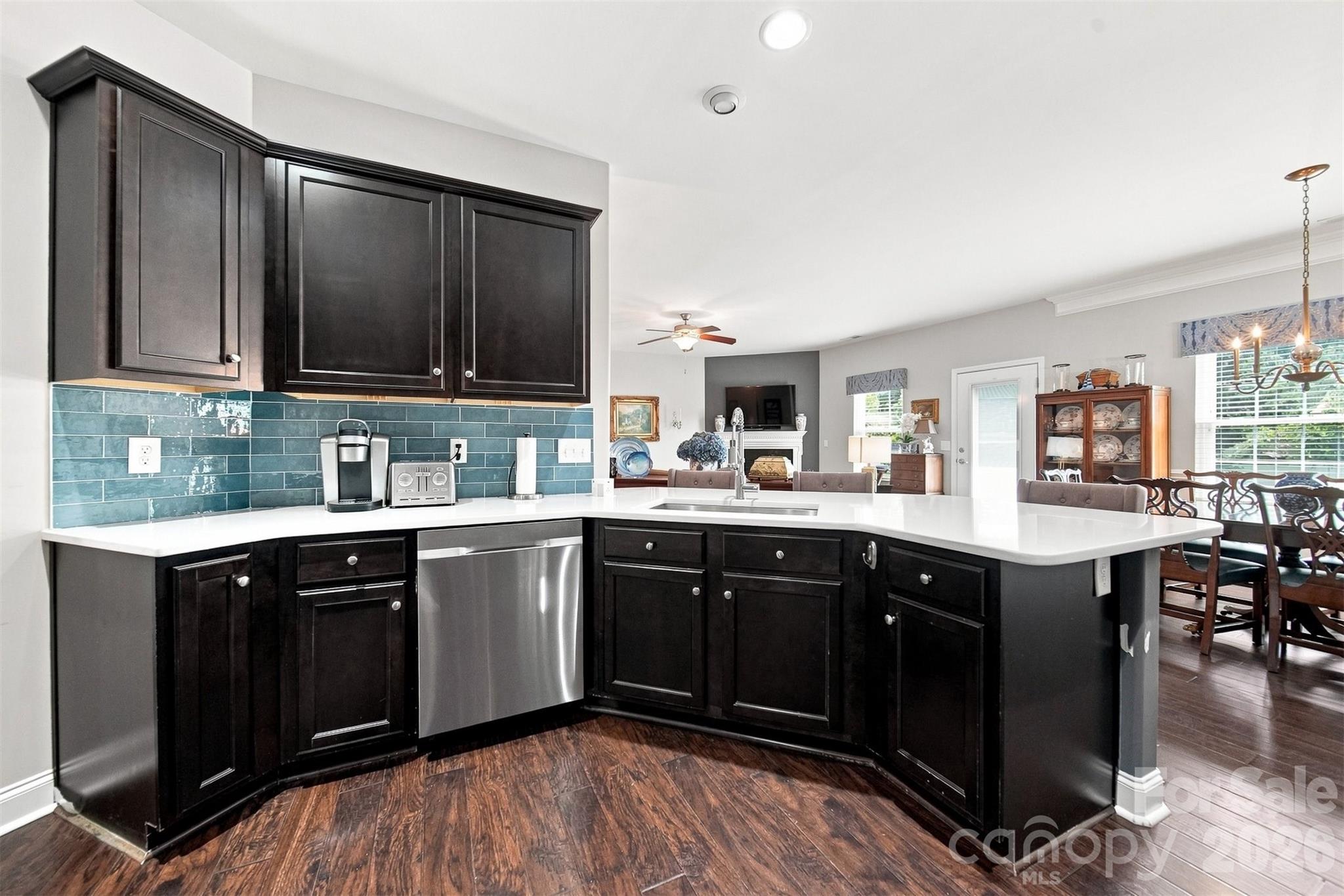 7244 Kenyon Drive Property Photo 12