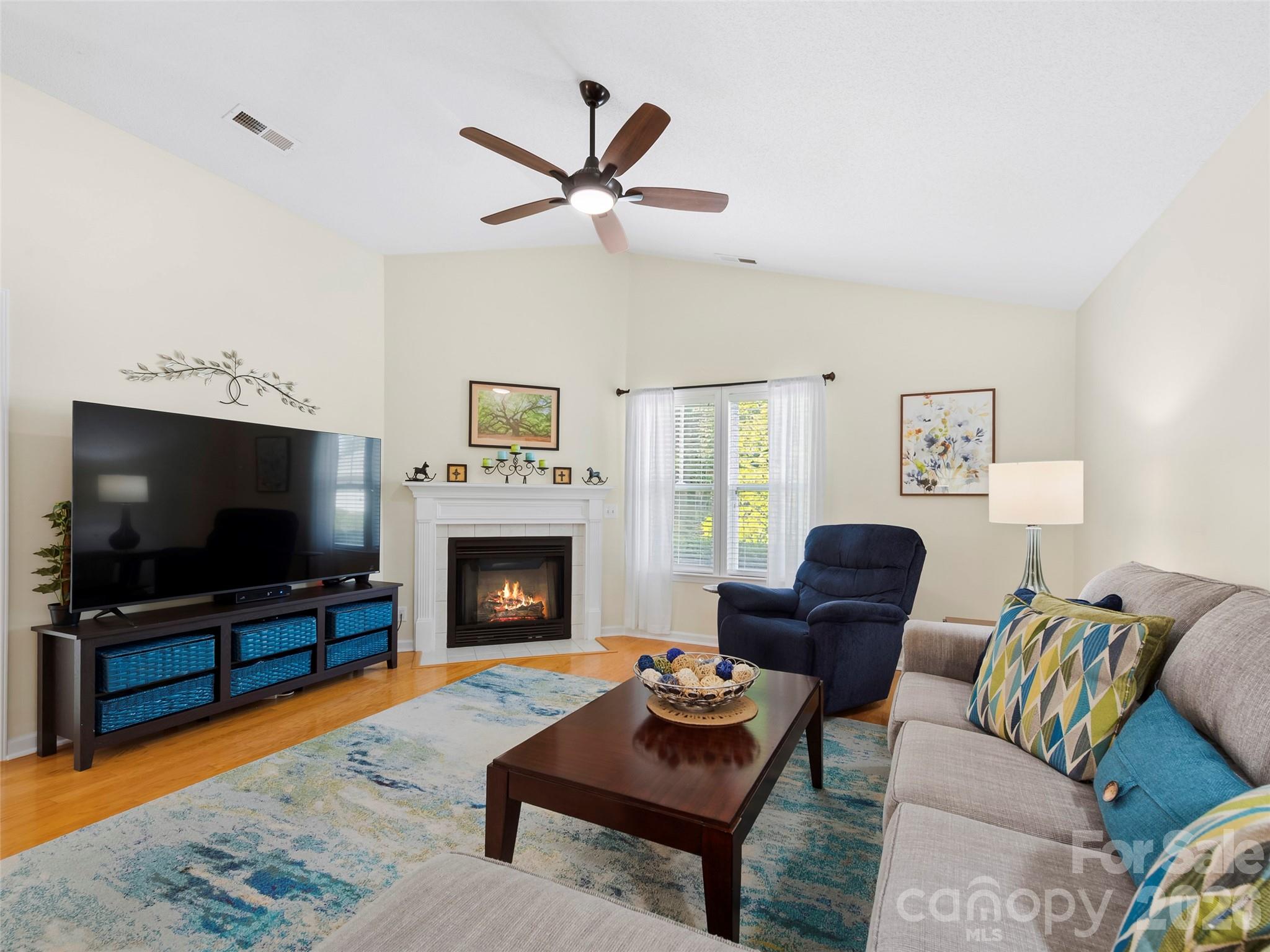 196 Snowy Egret Way Property Photo 2